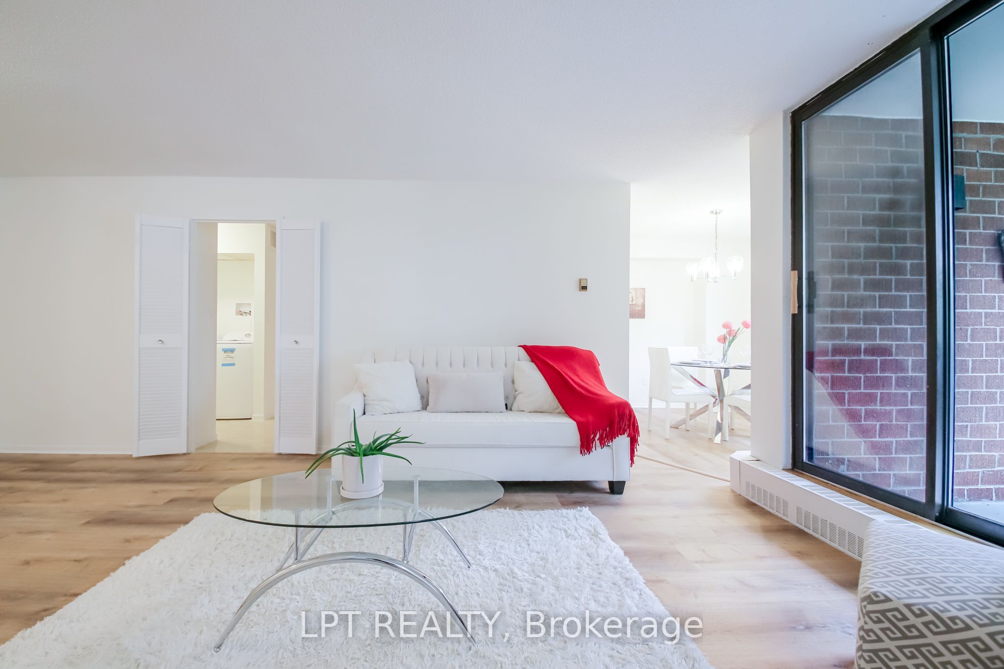 90 Ling Road 209 Property Photo 8