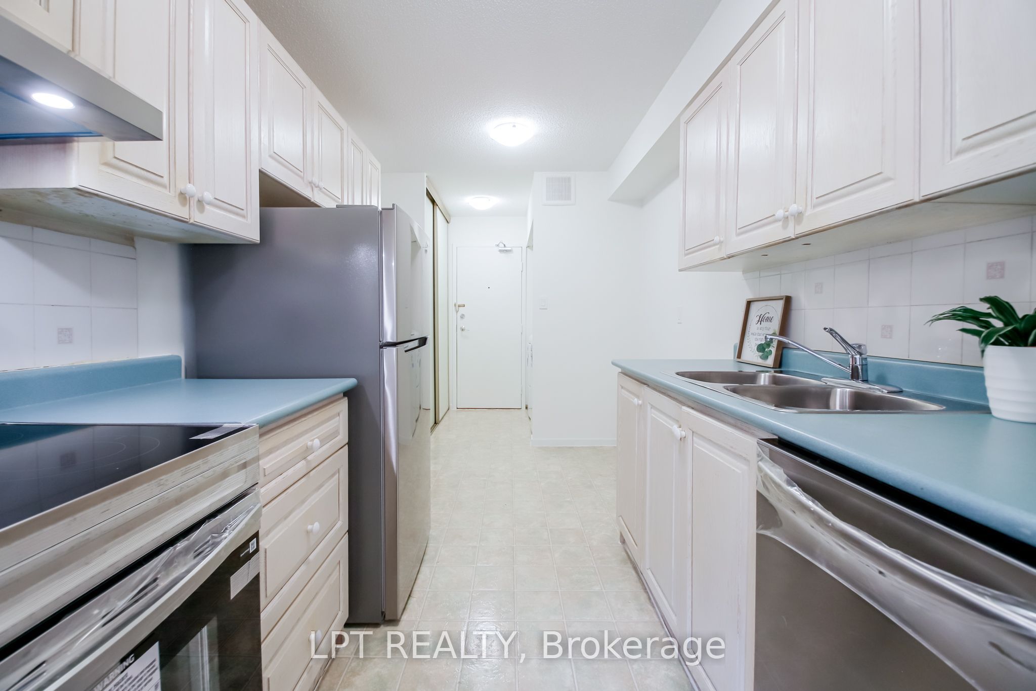 90 Ling Road 209 Property Photo 13