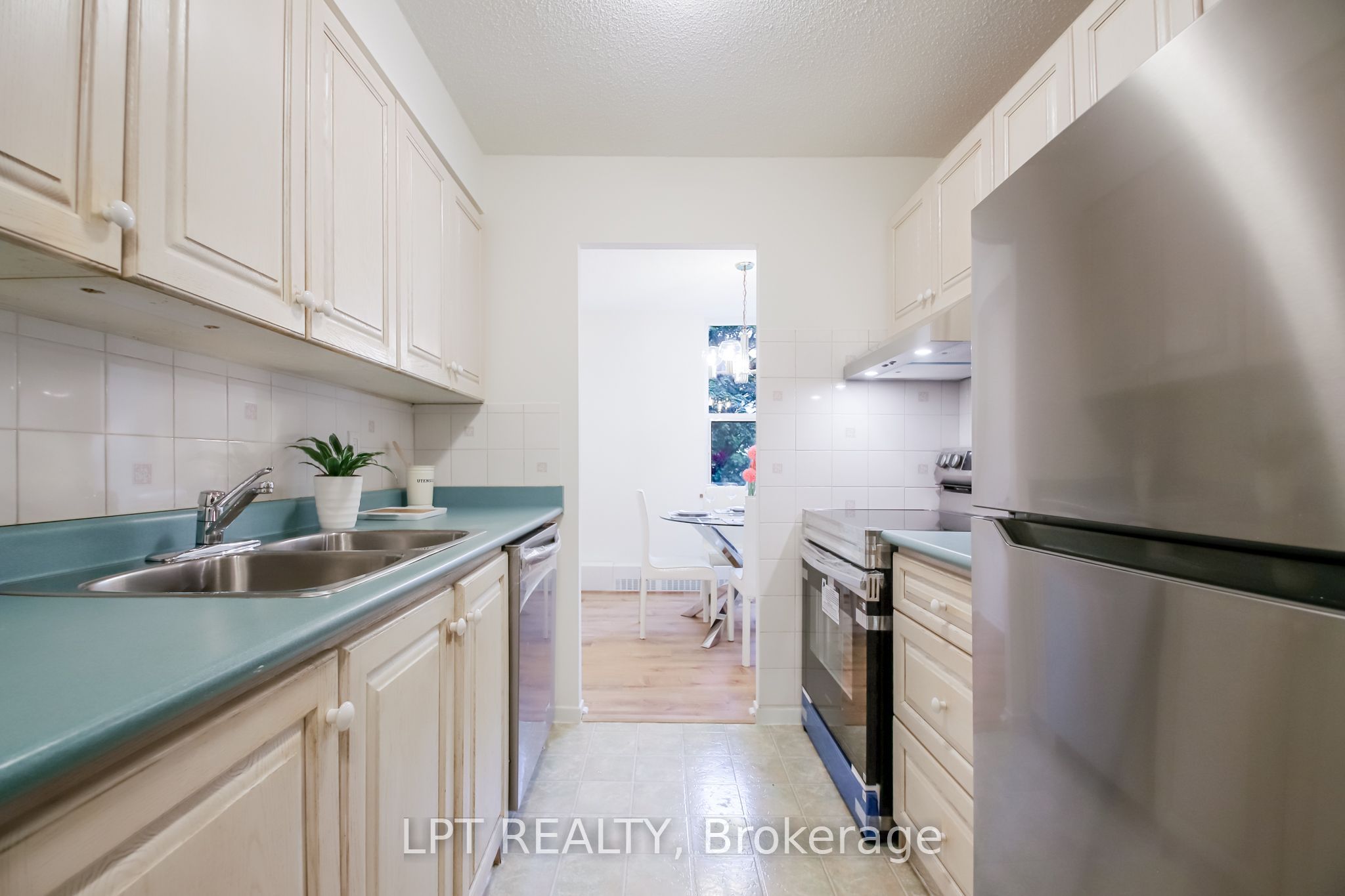 90 Ling Road 209 Property Photo 15