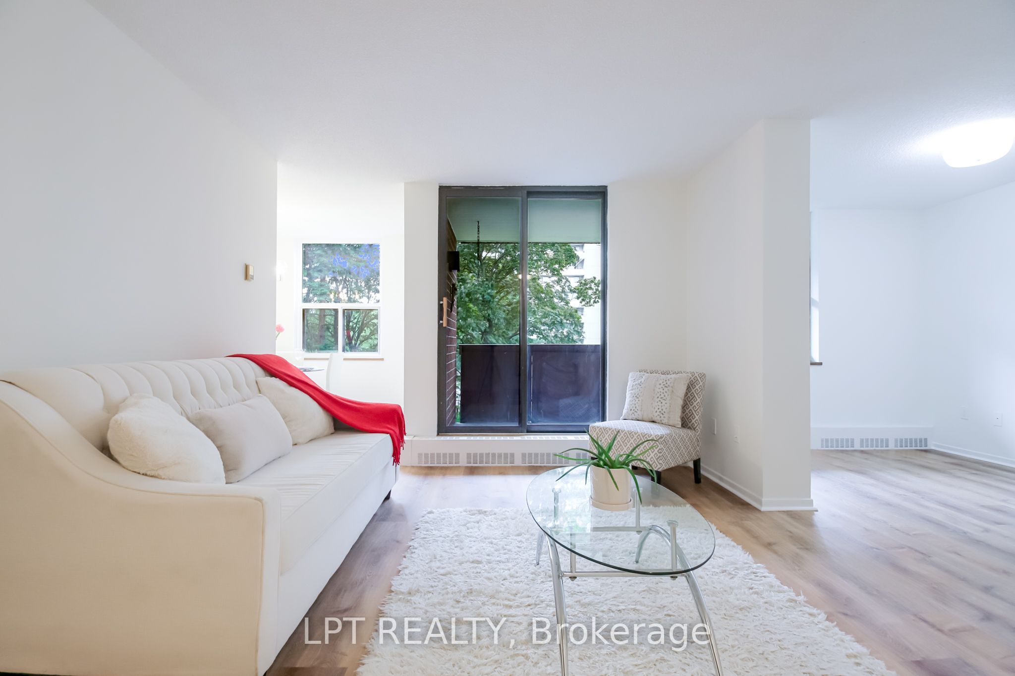 90 Ling Road 209 Property Photo 23