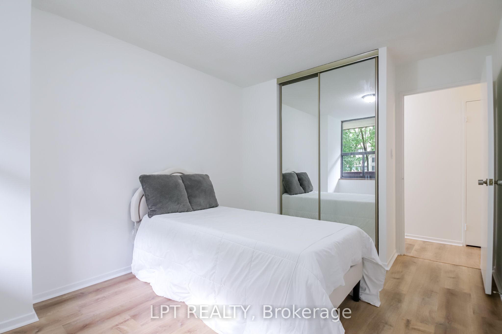 90 Ling Road 209 Property Photo 27