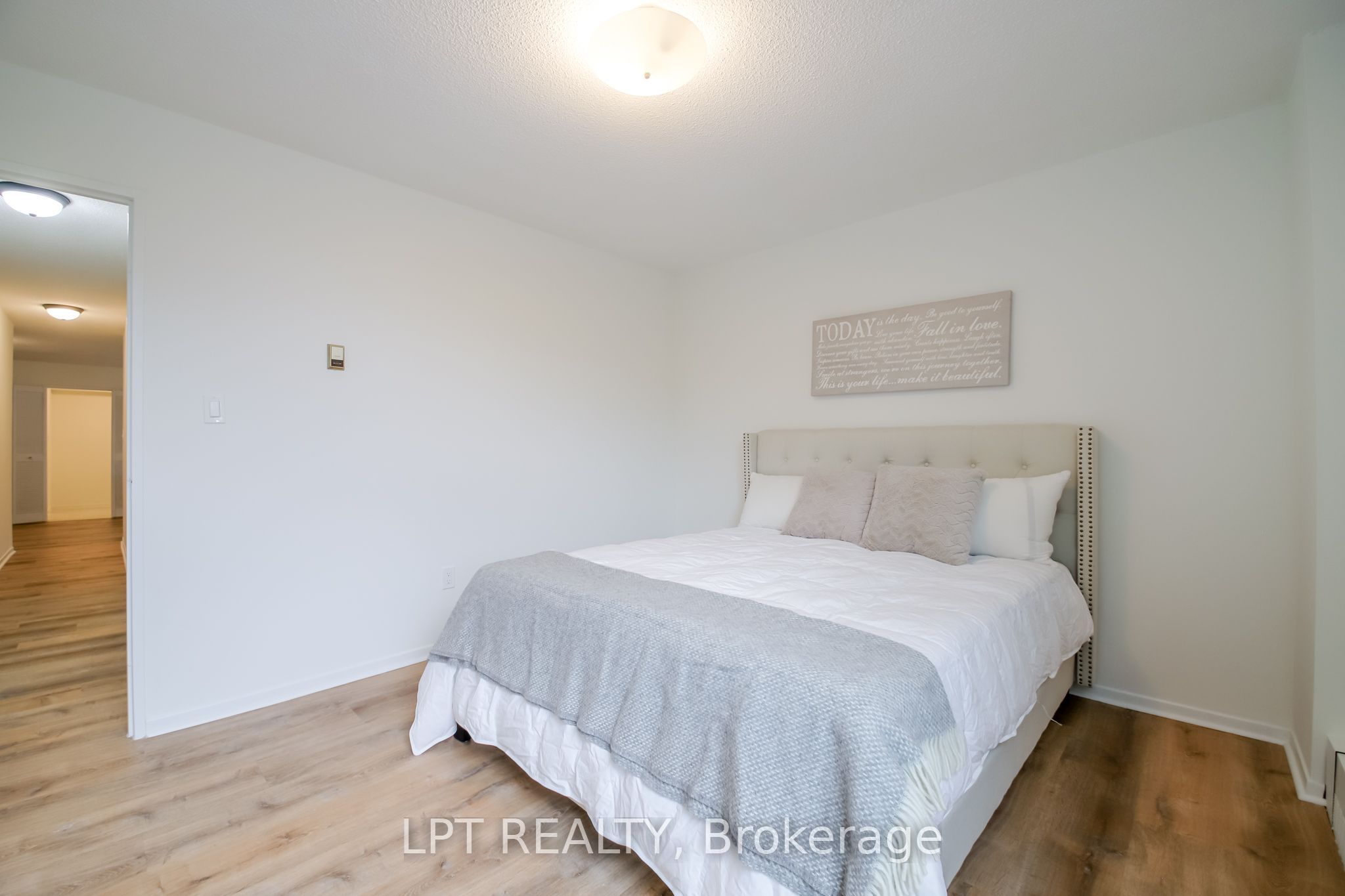 90 Ling Road 209 Property Photo 31