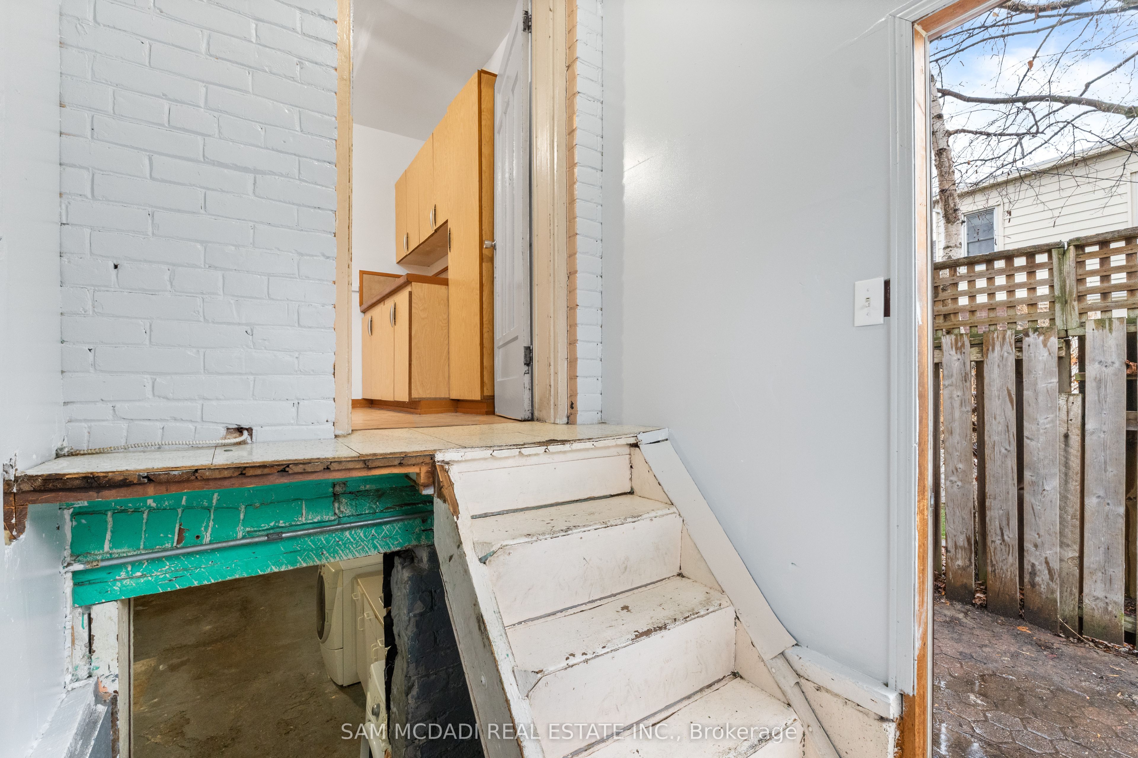 259 Milverton Boulevard Property Photo 23