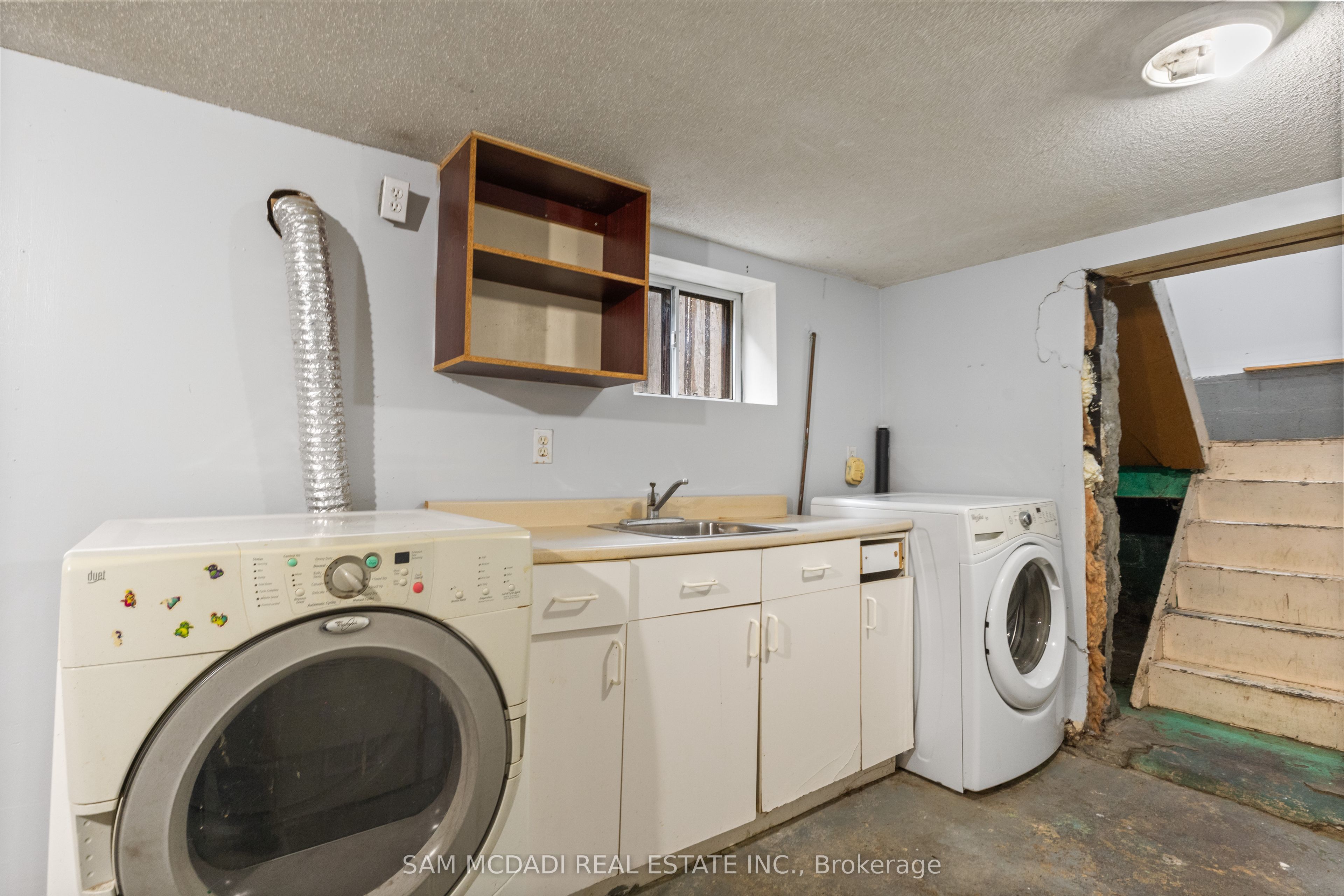 259 Milverton Boulevard Property Photo 25