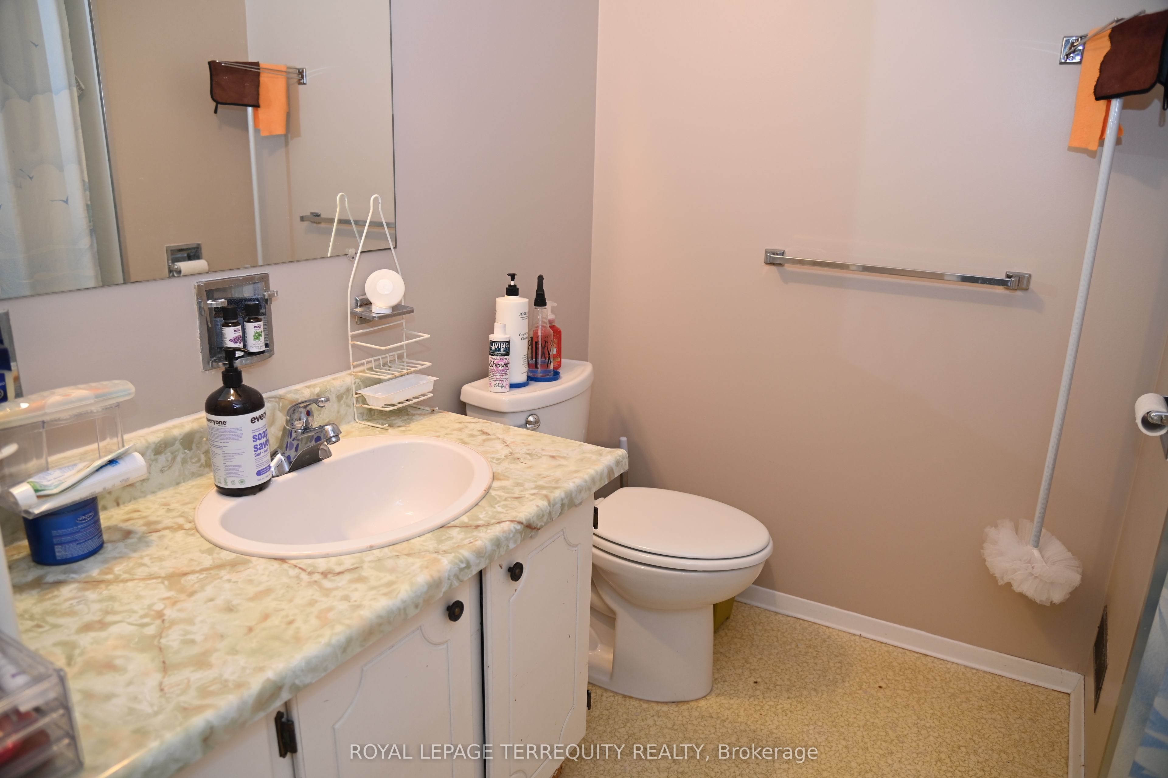 22 White Heather Boulevard Property Photo 19