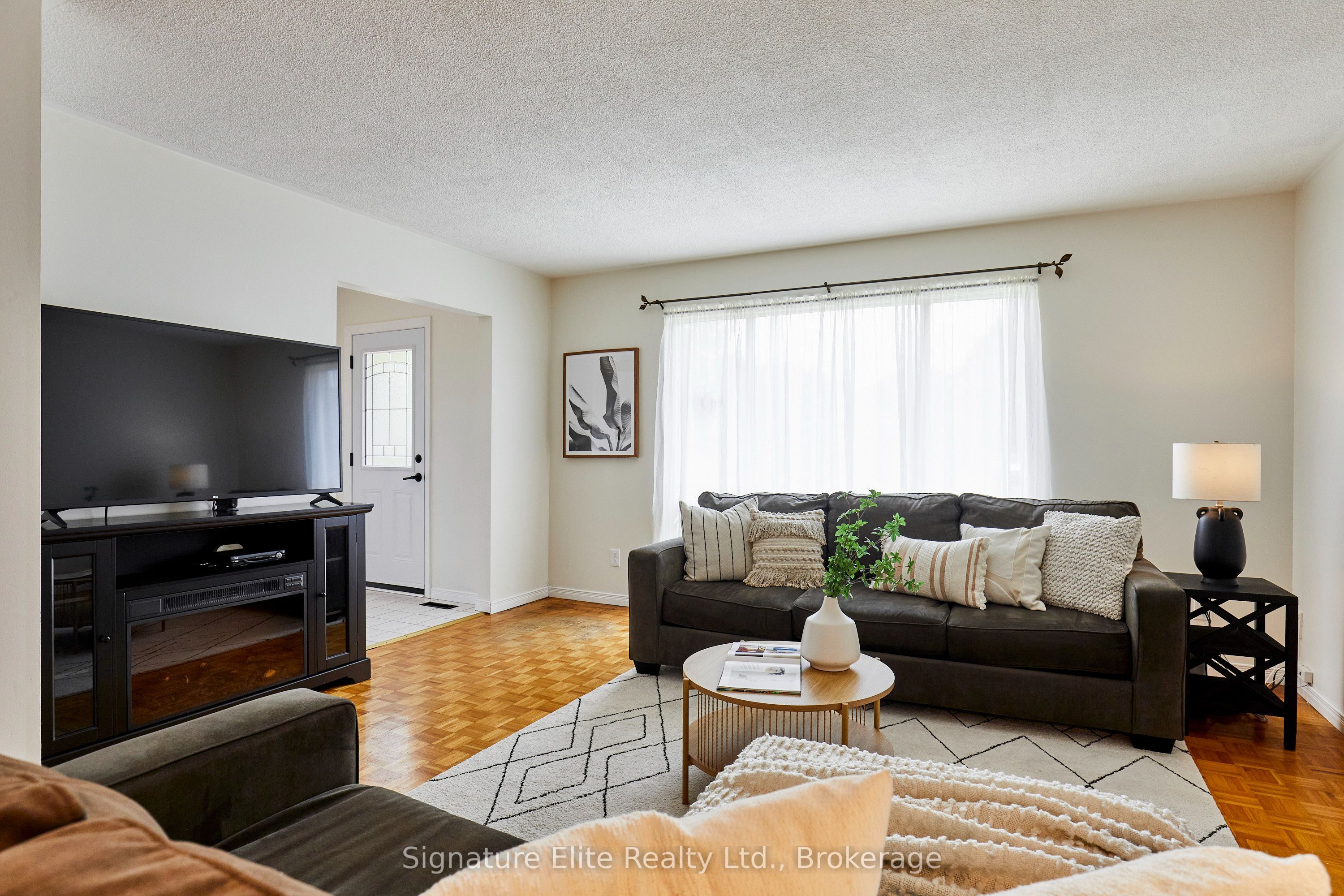 316 Burrows Hall Boulevard Property Photo 2