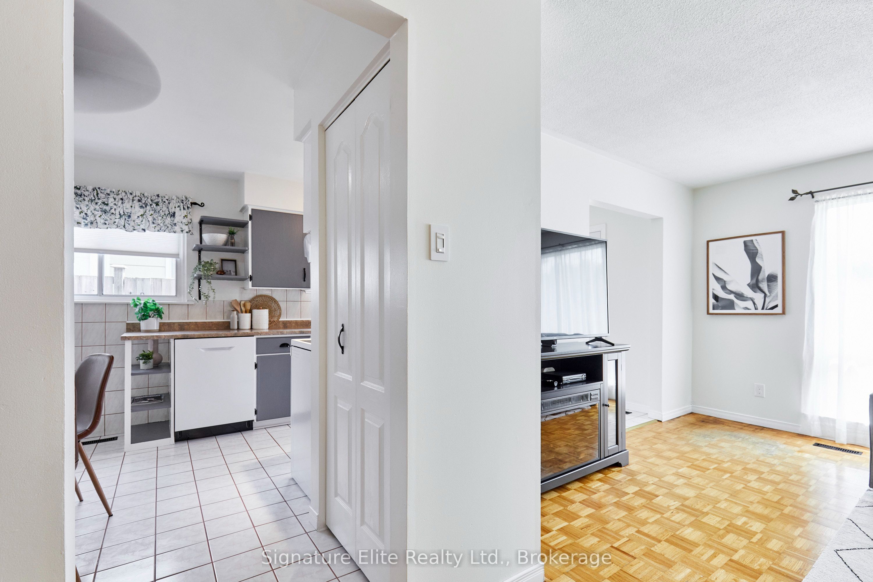 316 Burrows Hall Boulevard Property Photo 10