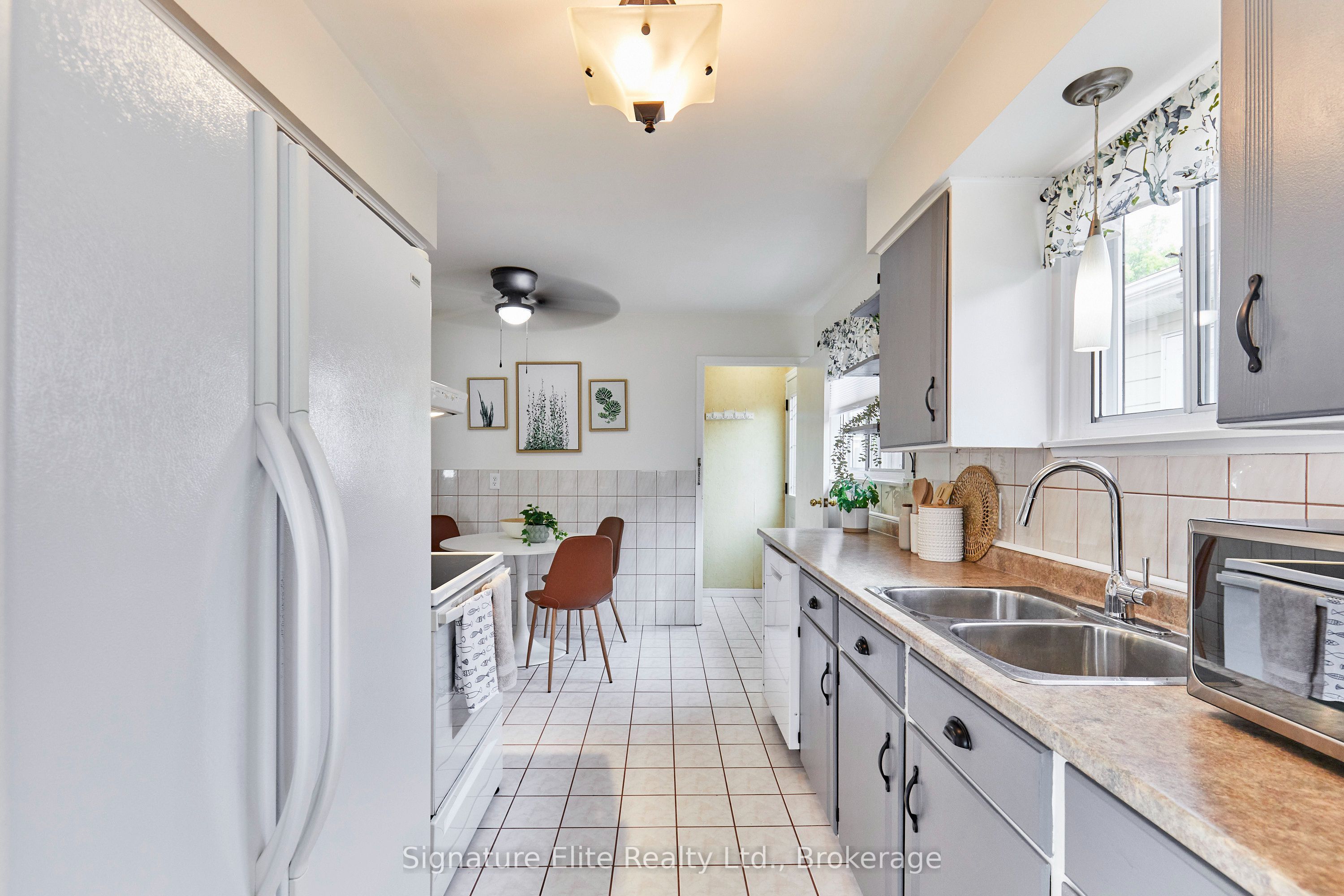 316 Burrows Hall Boulevard Property Photo 13