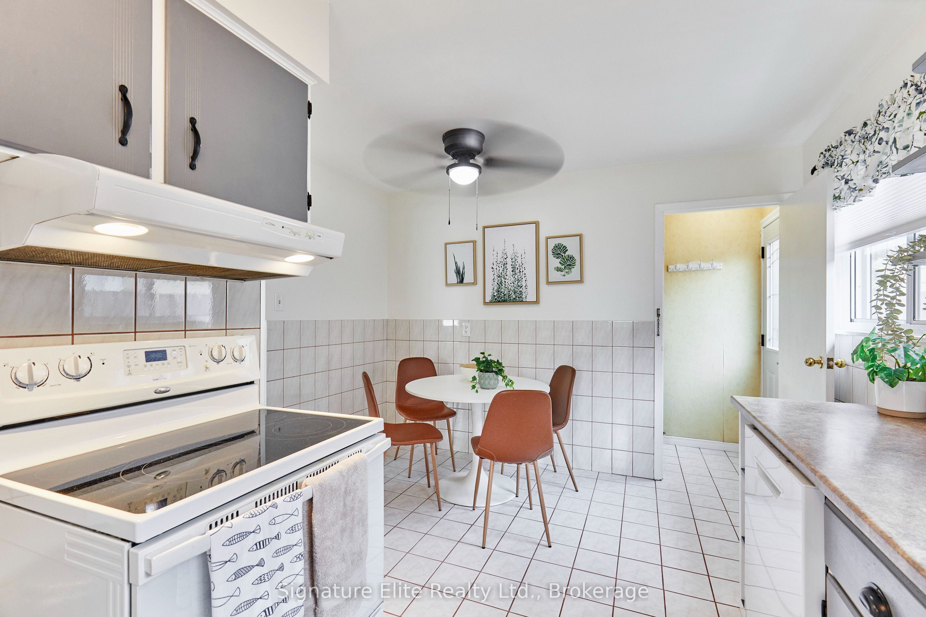 316 Burrows Hall Boulevard Property Photo 14