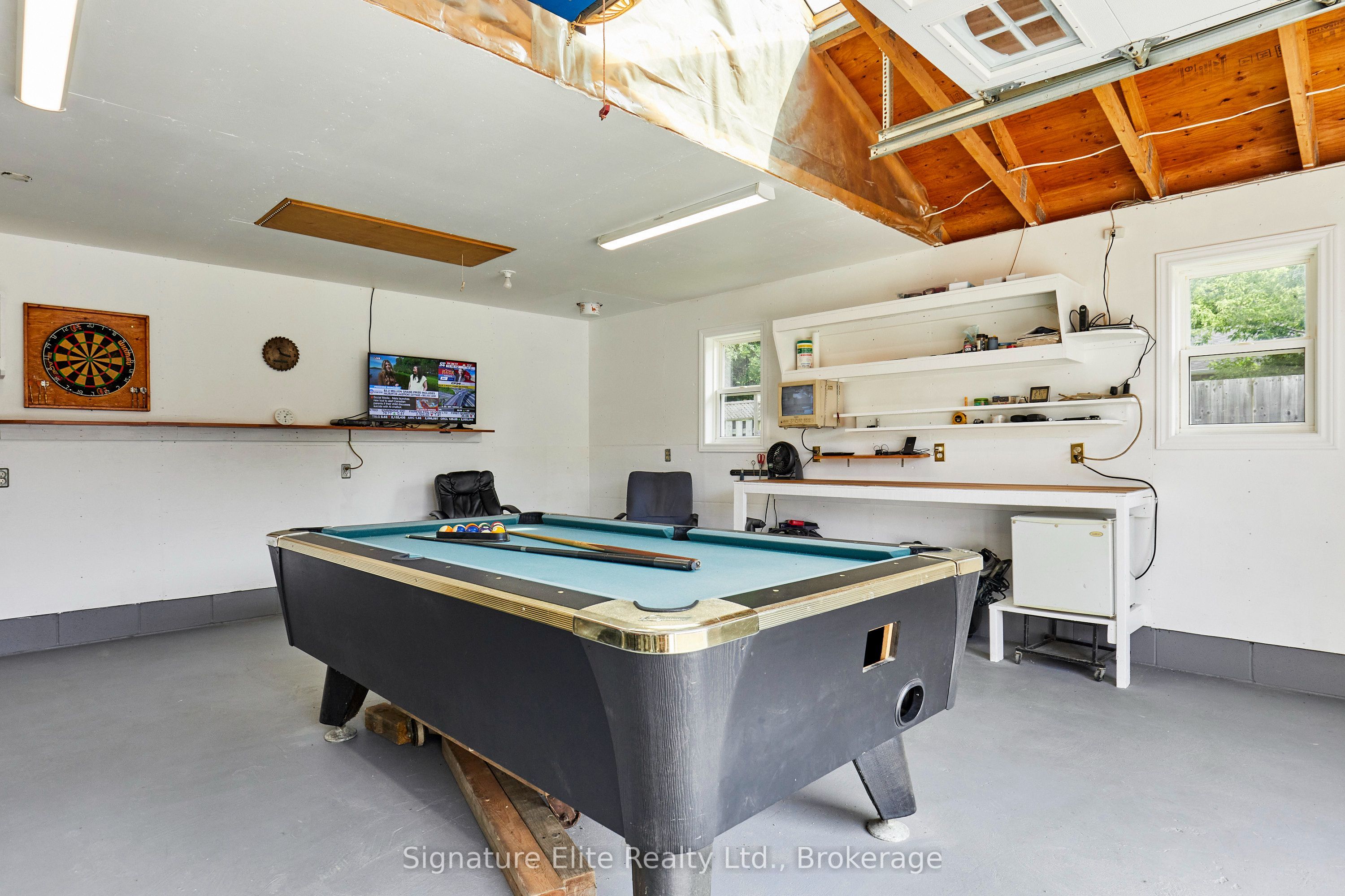 316 Burrows Hall Boulevard Property Photo 25