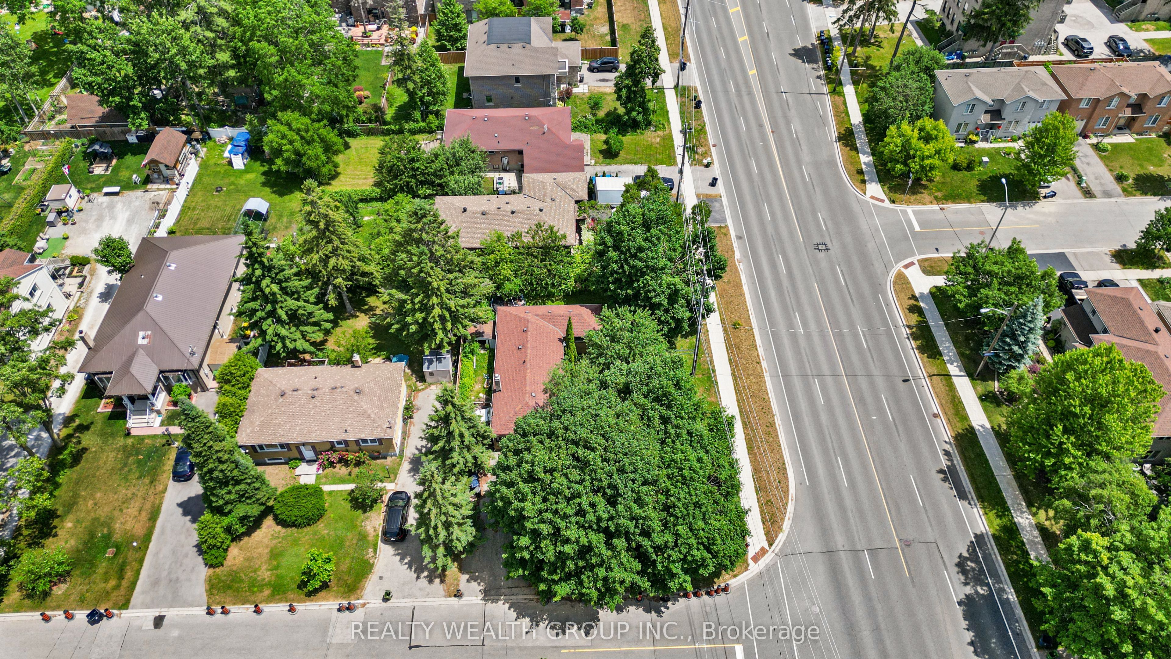 4450 Lawrence Avenue E Property Photo 2