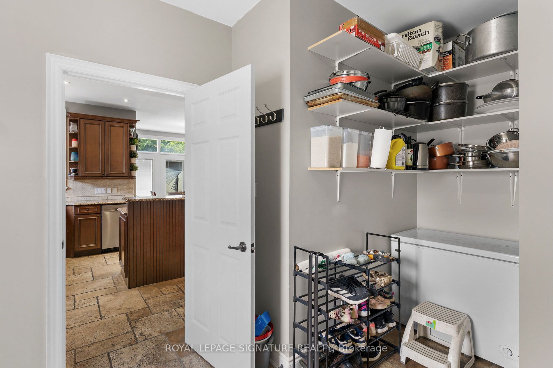 2904 Range Line Road Property Photo 15