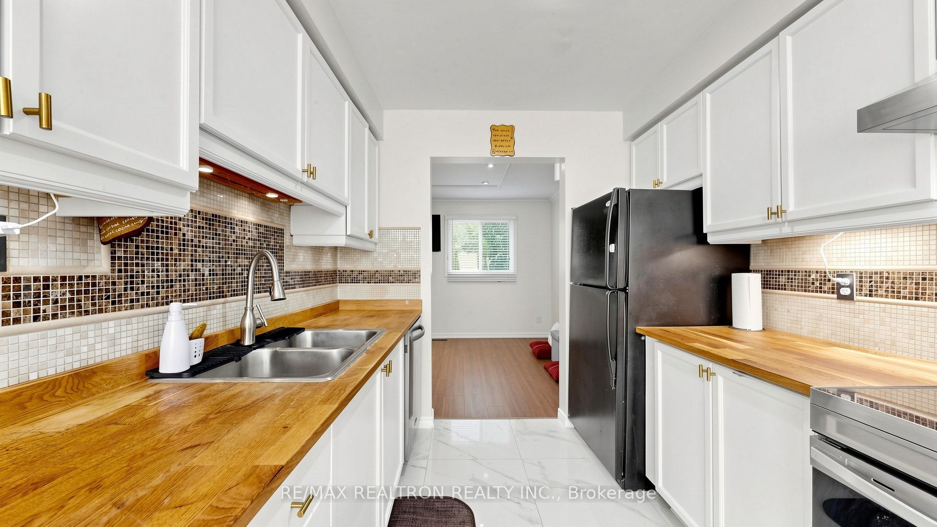 1640 Nichol Avenue 4 Property Photo 10