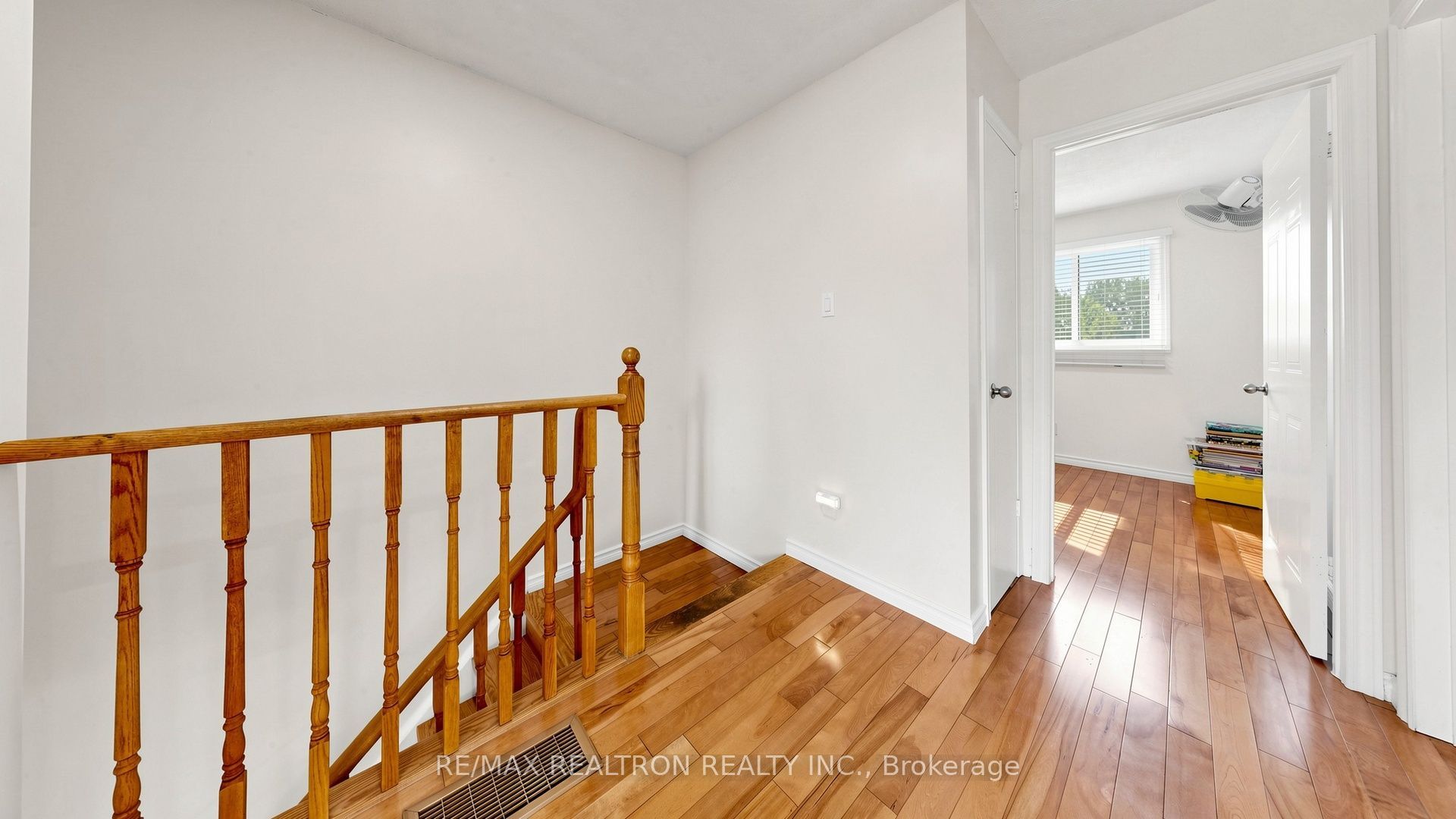 1640 Nichol Avenue 4 Property Photo 20