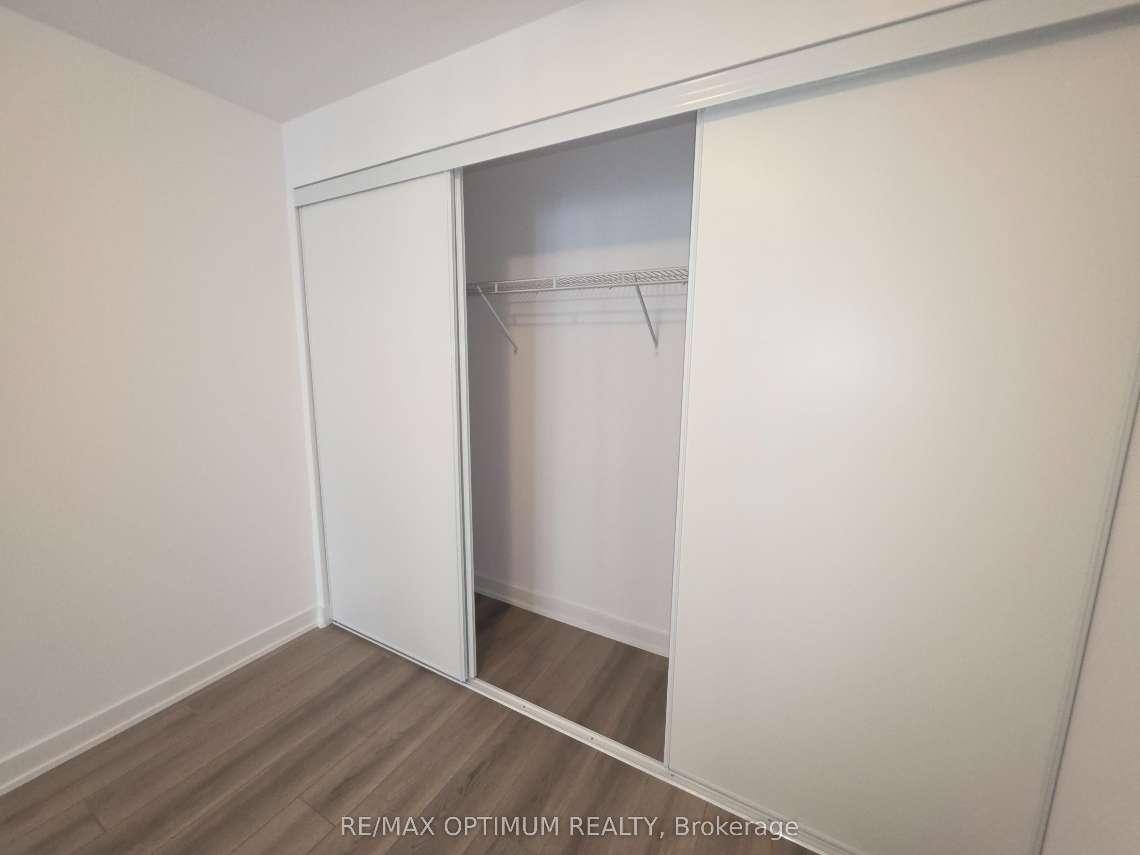 7437 Kingston Road 705b Property Photo 14