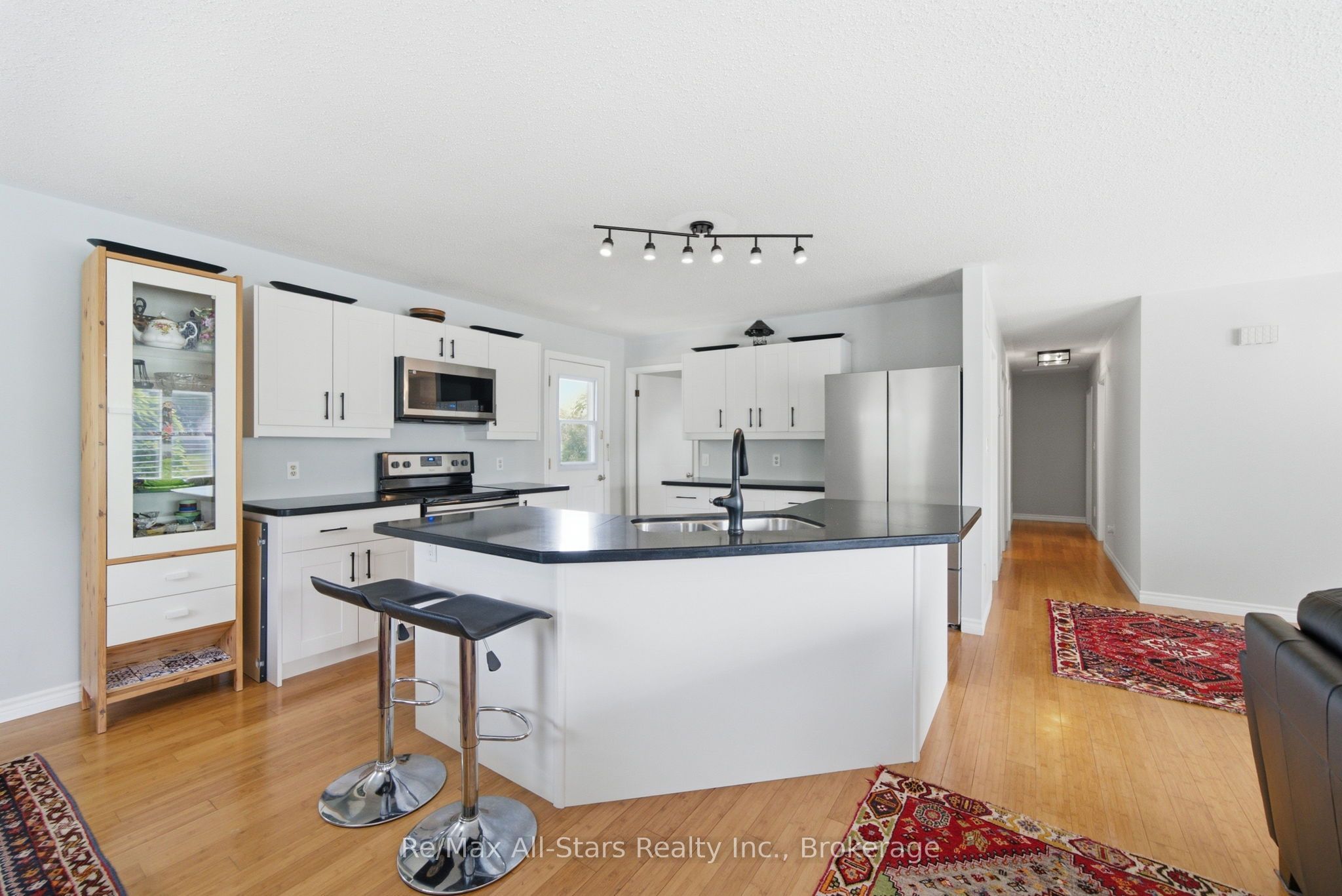 1781 Scugog Street Property Photo 18