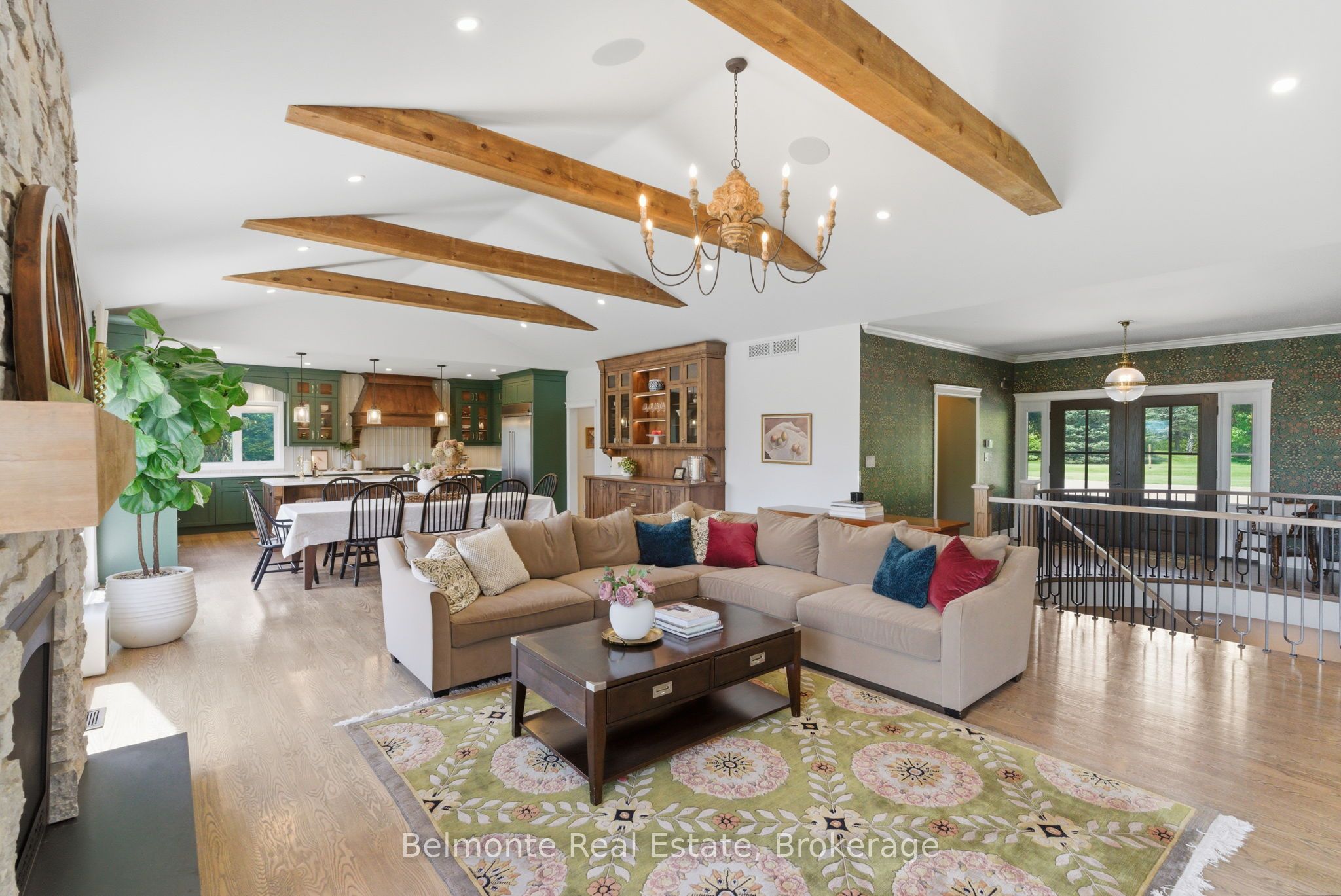 1045 Brawley Road W Property Photo 9