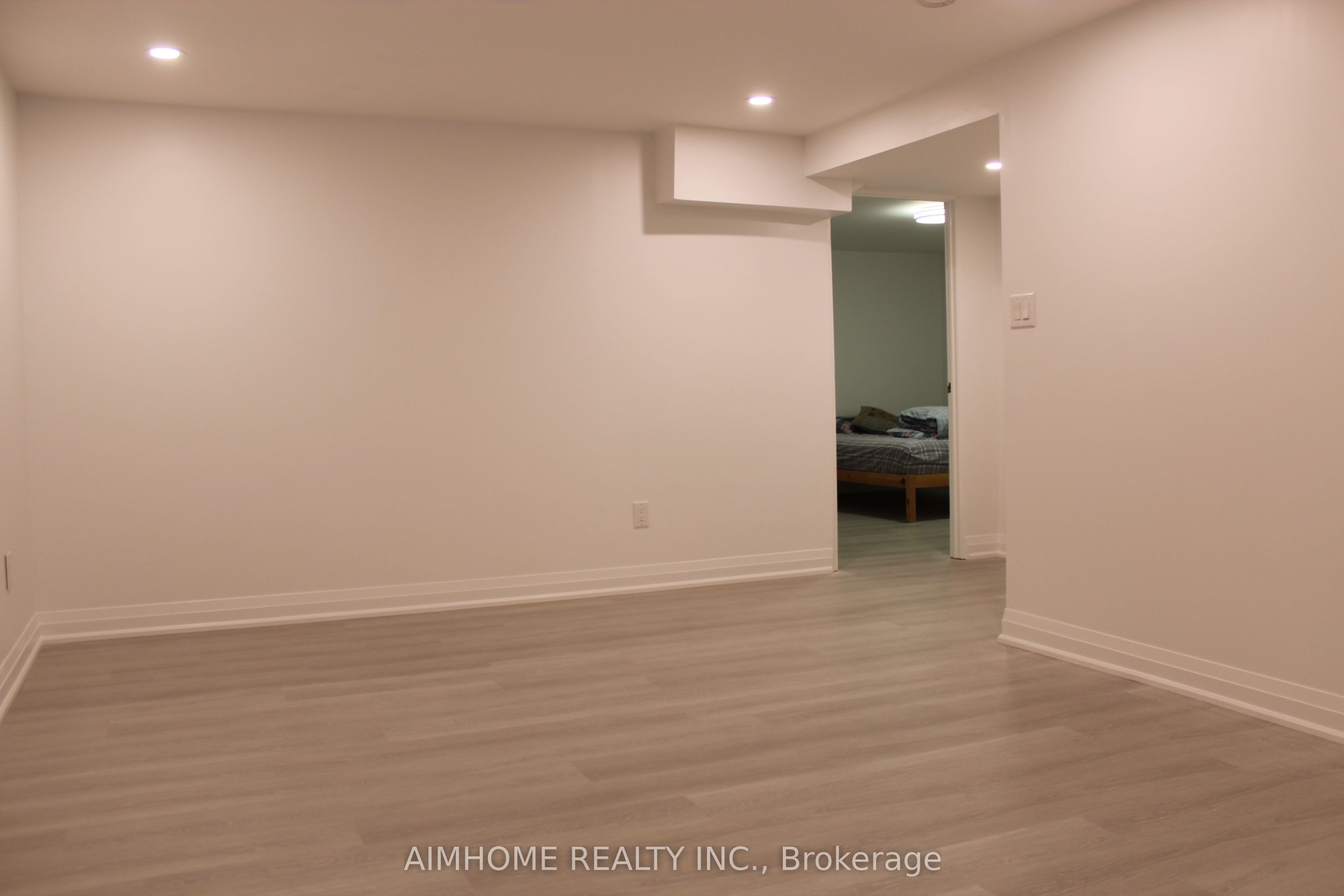 191 Timberbank Boulevard Basement Property Photo 3