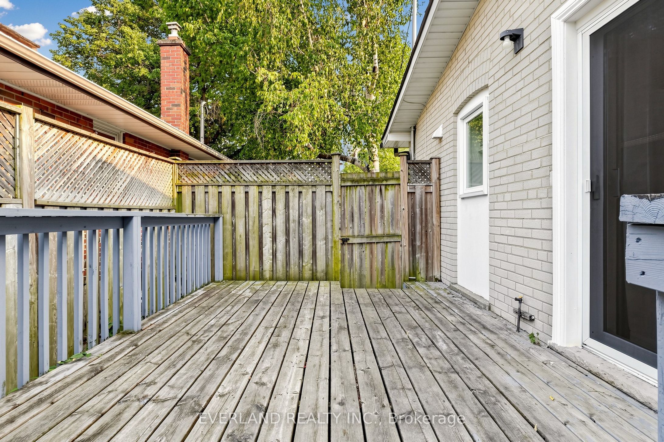 38 Six Nations Avenue Property Photo 33