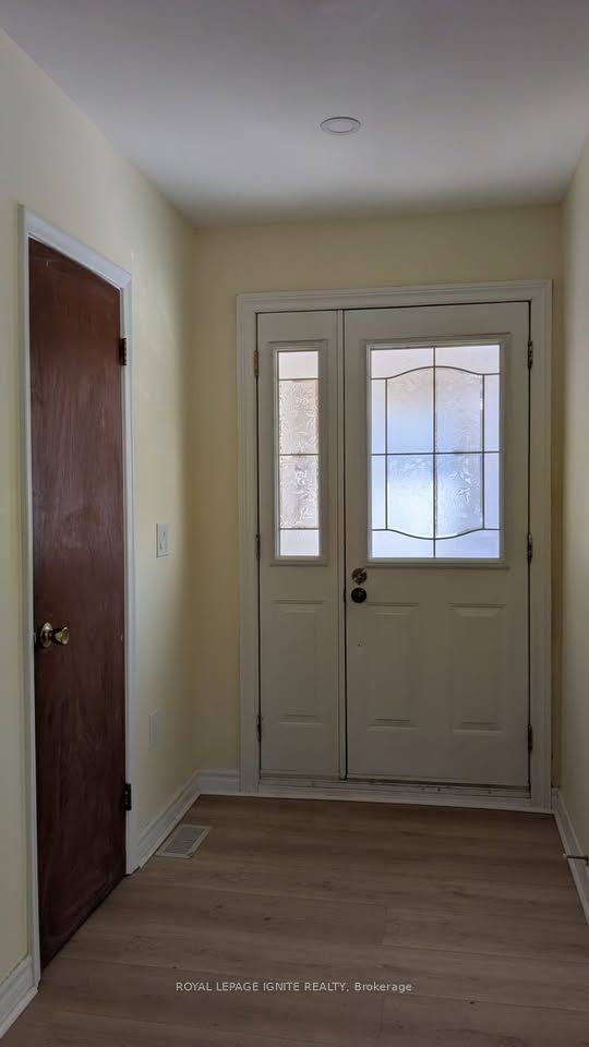 15 Beacham Crescent Main Property Photo 3