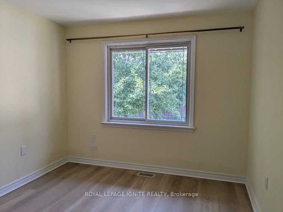 15 Beacham Crescent Main Property Photo 11