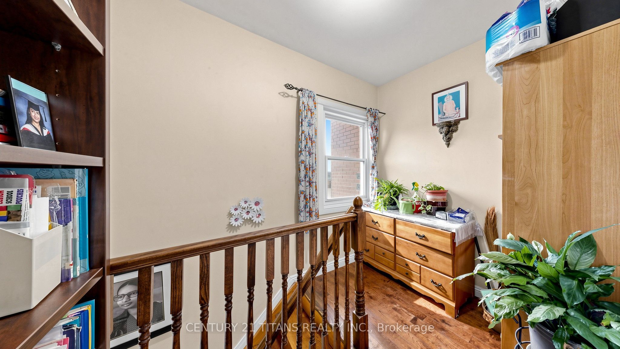 529a Birchmount Road Property Photo 16