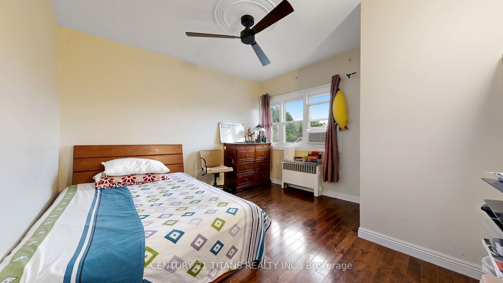 529a Birchmount Road Property Photo 17