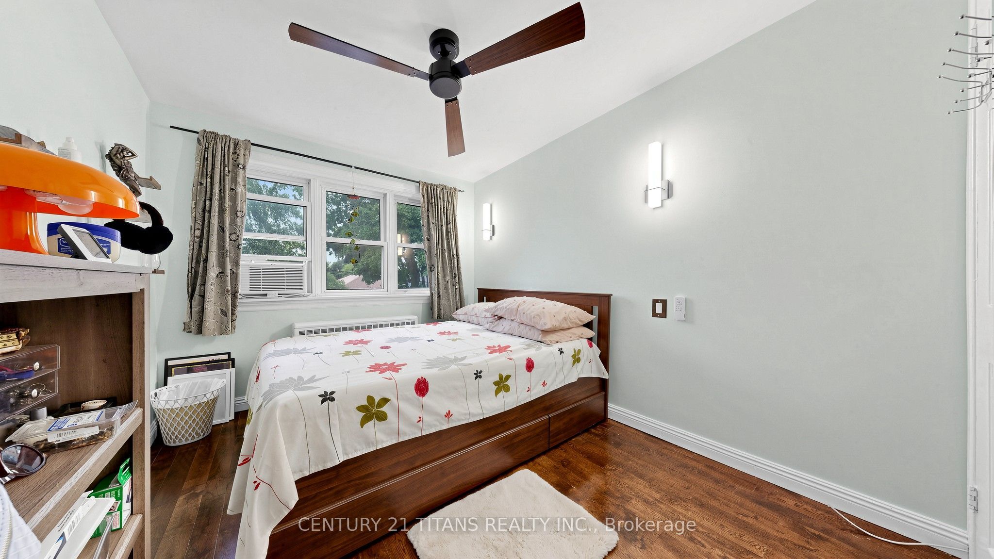 529a Birchmount Road Property Photo 24