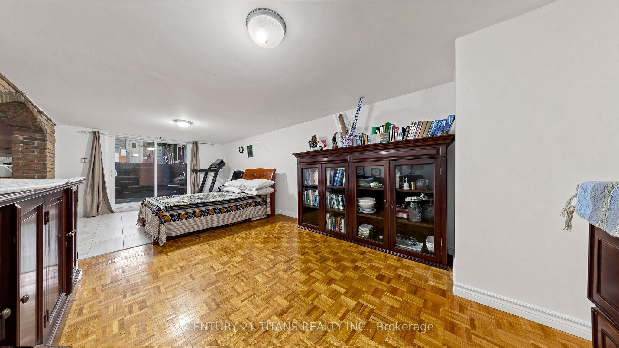 529a Birchmount Road Property Photo 28
