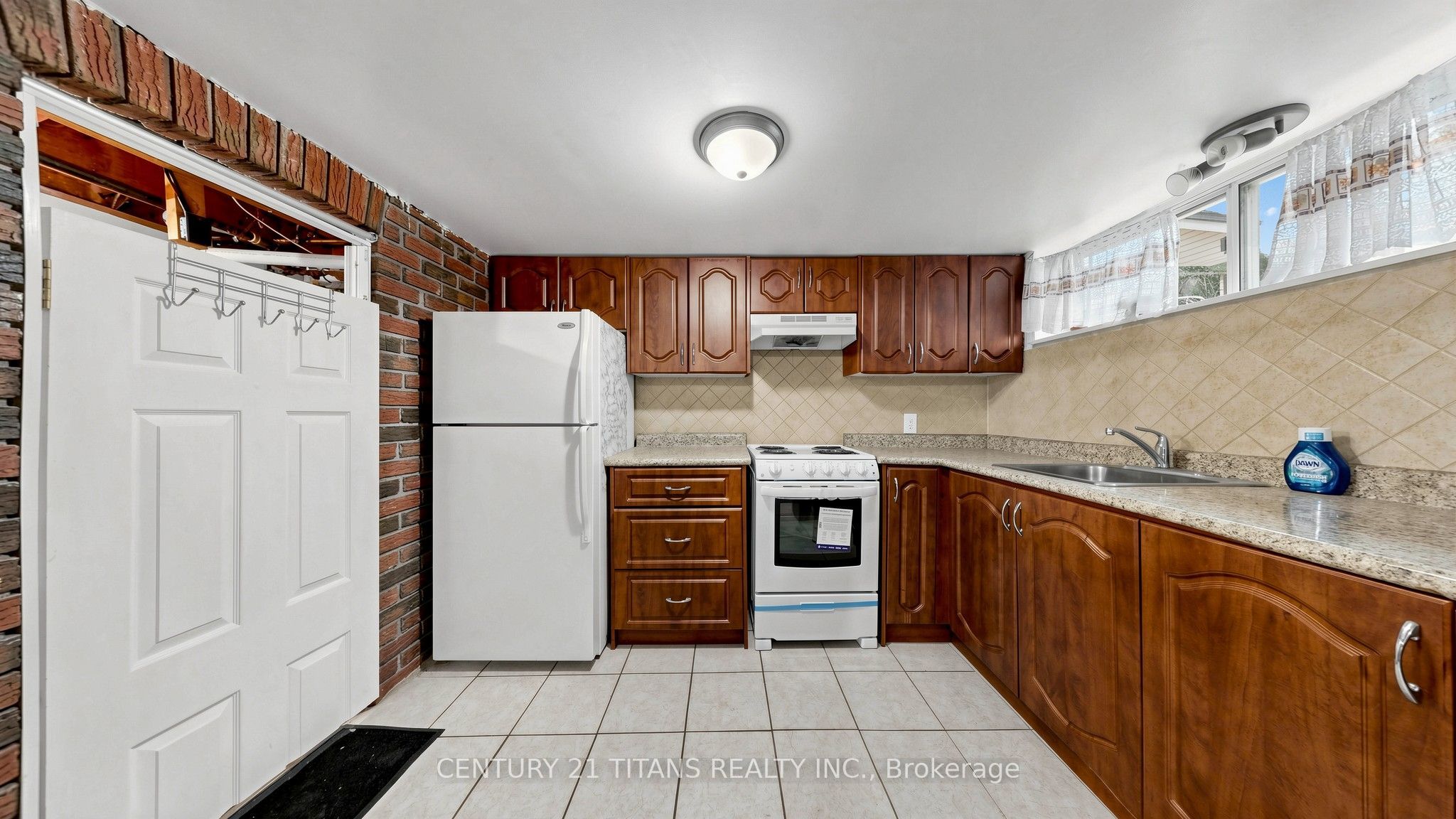 529a Birchmount Road Property Photo 31
