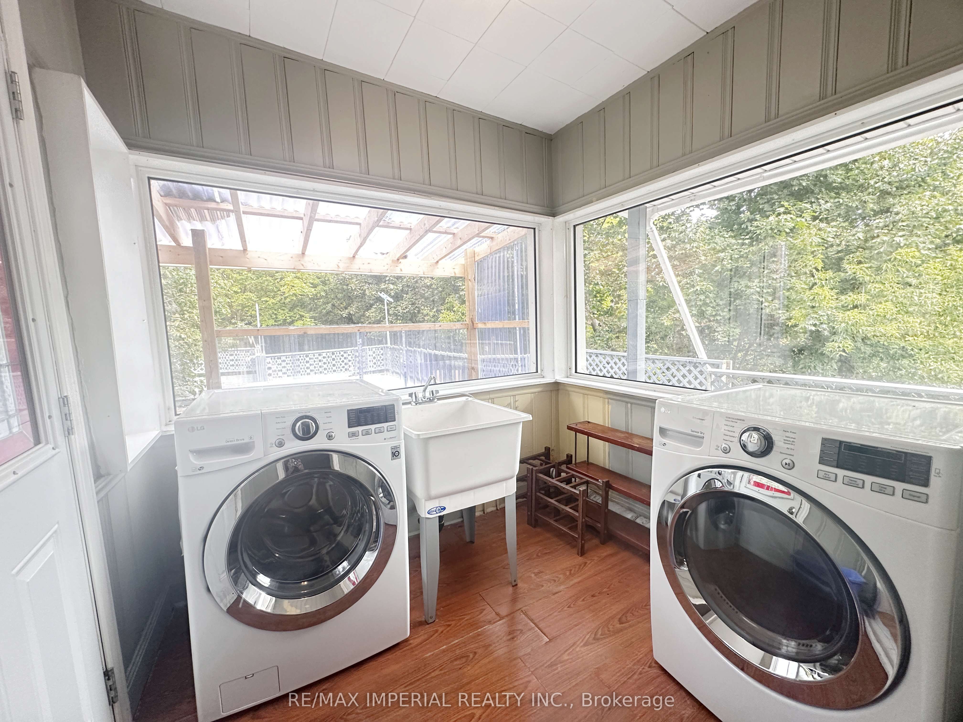 1765 Appleview Road Property Photo 8