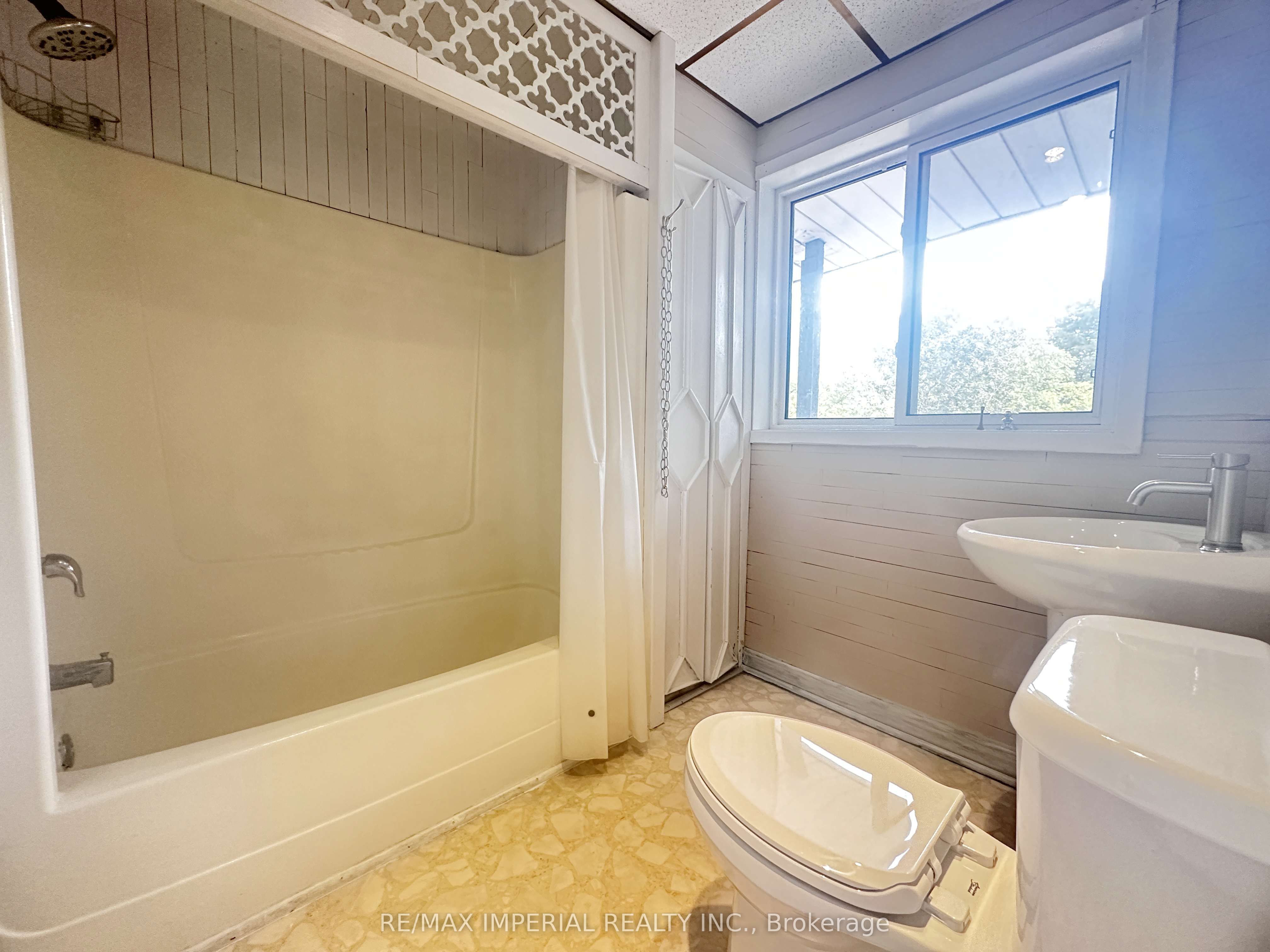 1765 Appleview Road Property Photo 13
