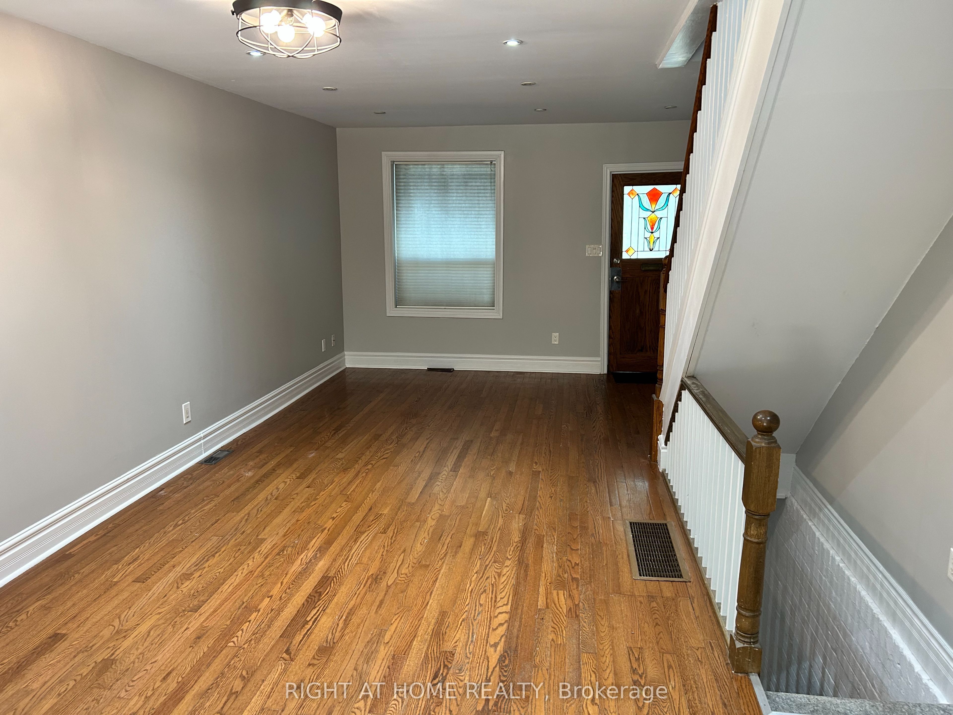 280 Kenilworth Avenue Property Photo 9