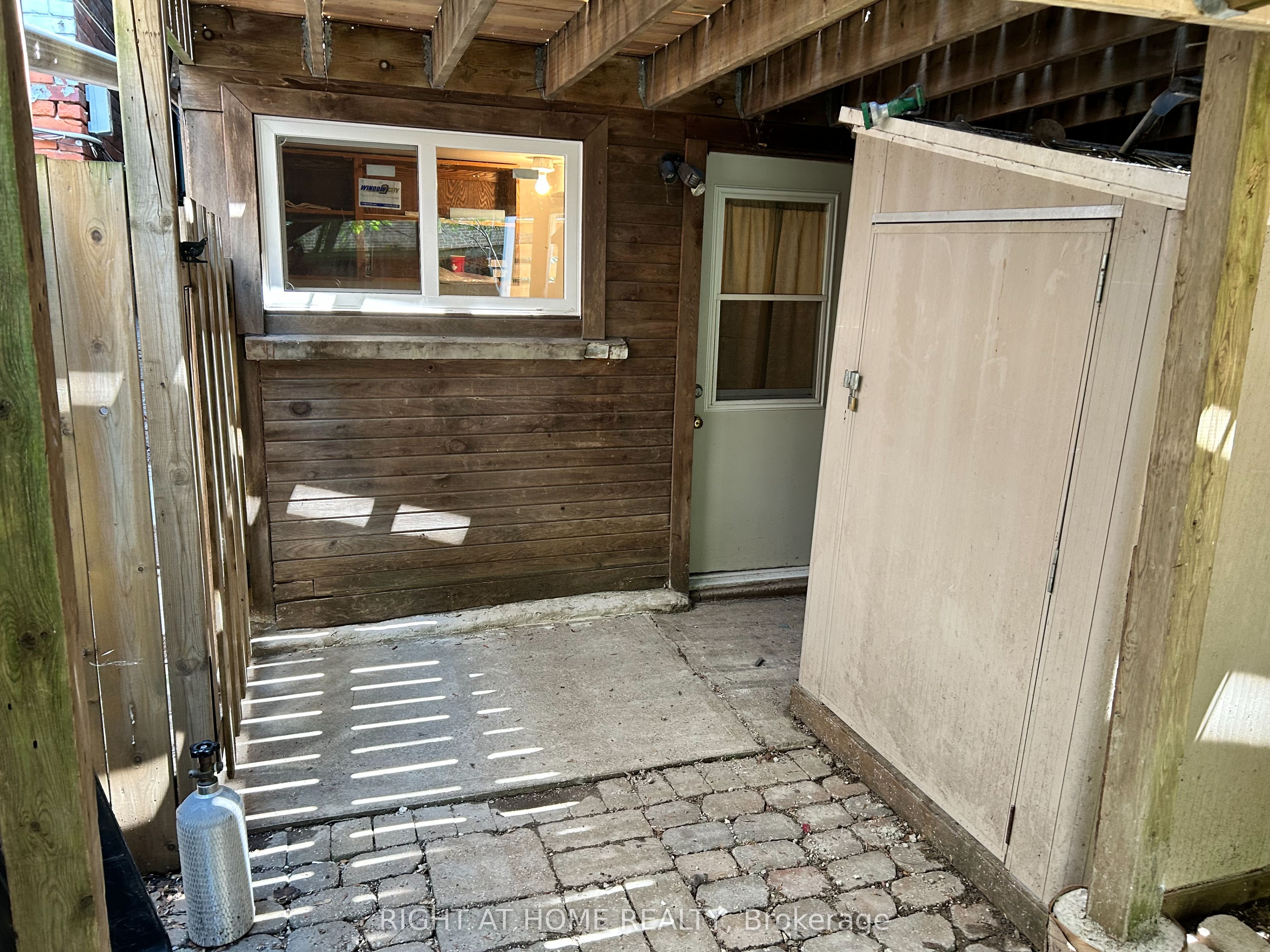 280 Kenilworth Avenue Property Photo 20