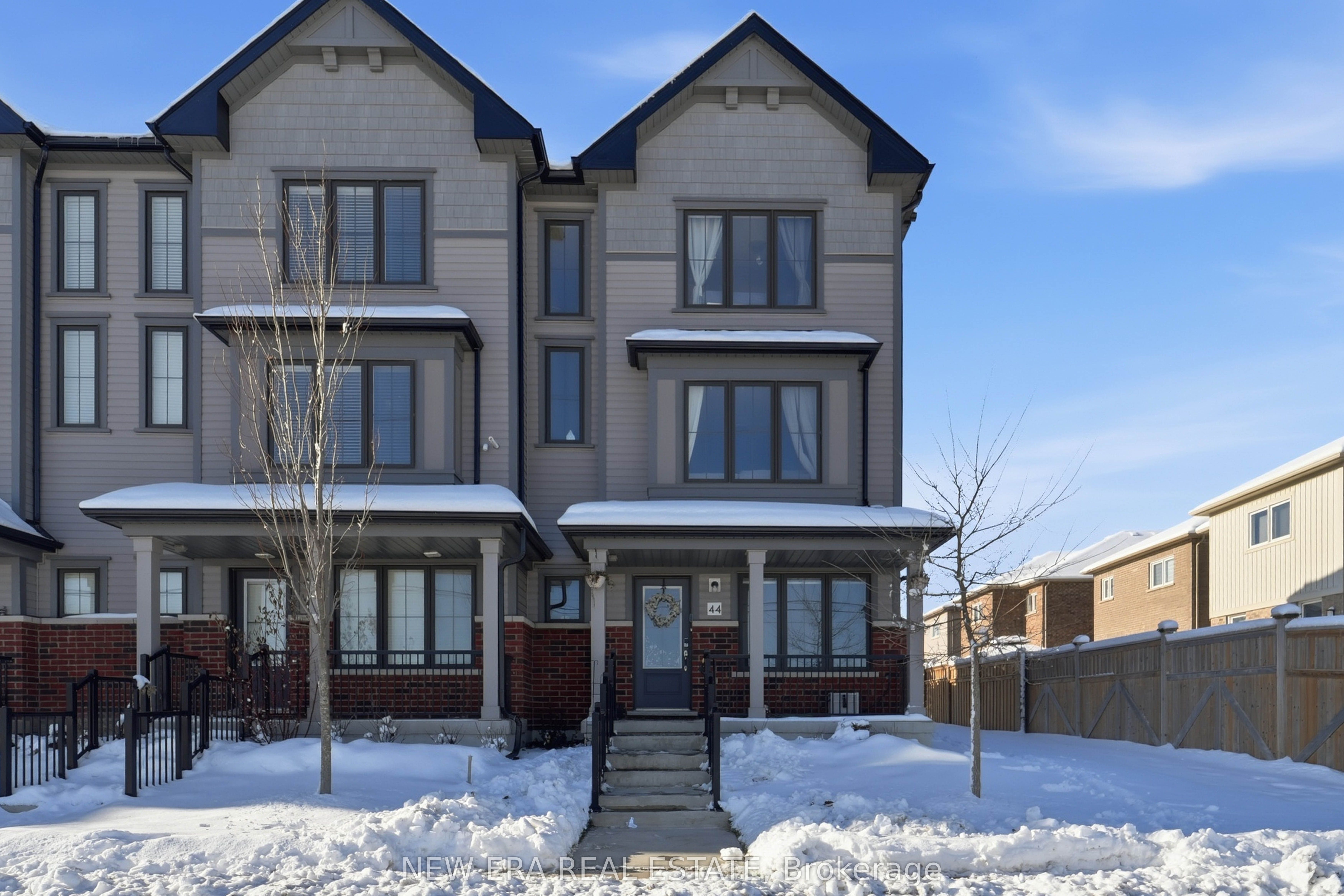 44 Jerome Way Property Photo 1