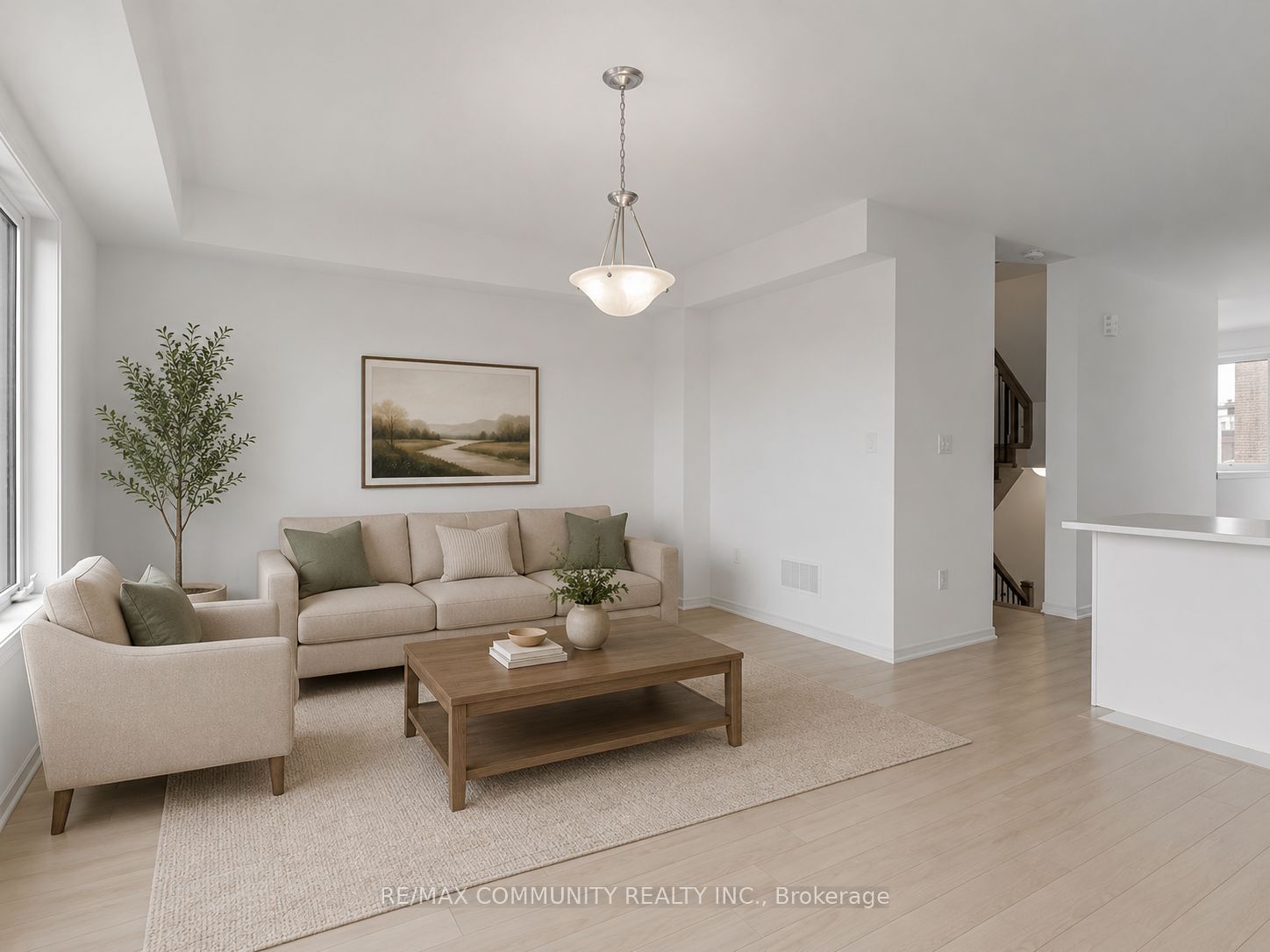 799 Heathrow Path Property Photo 4