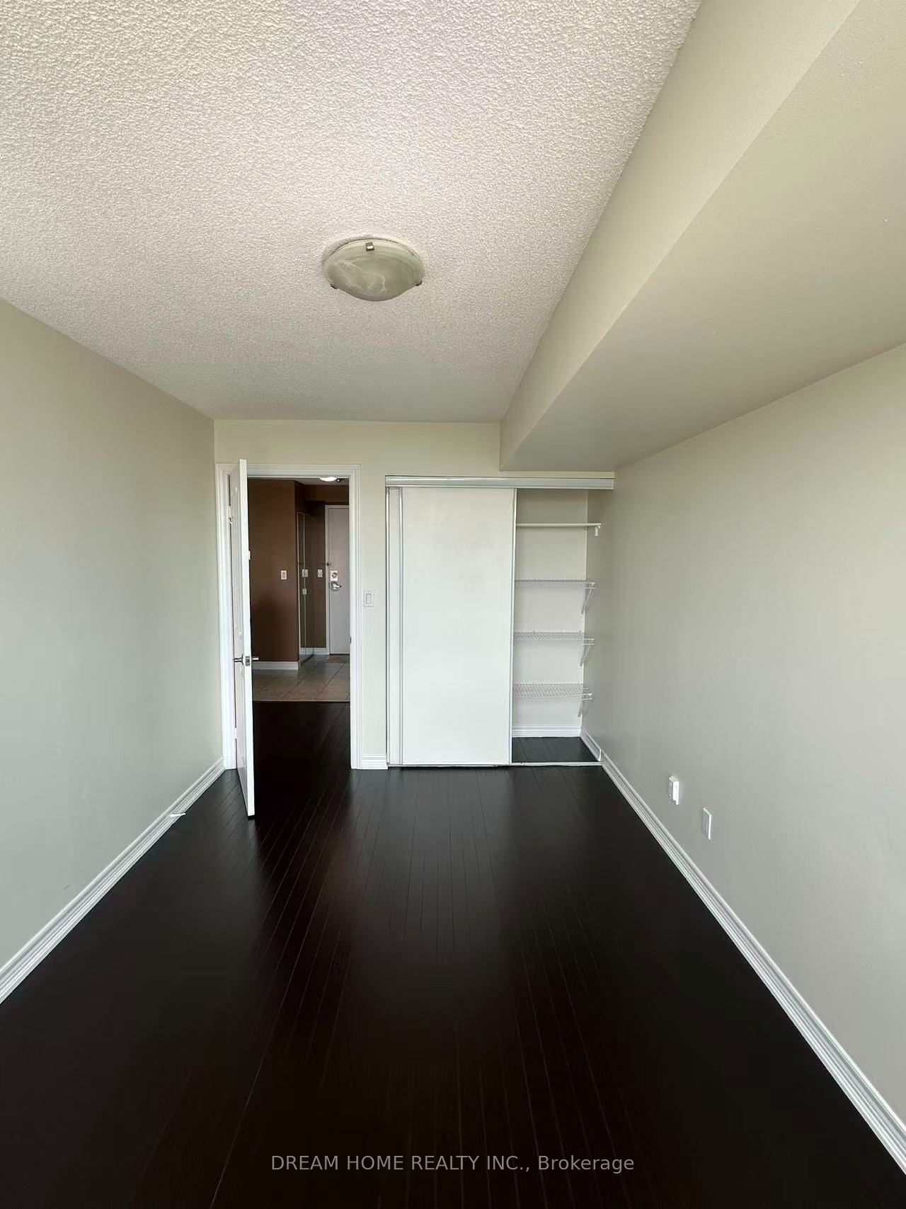 68 Corporate Drive 2323 Property Photo 10