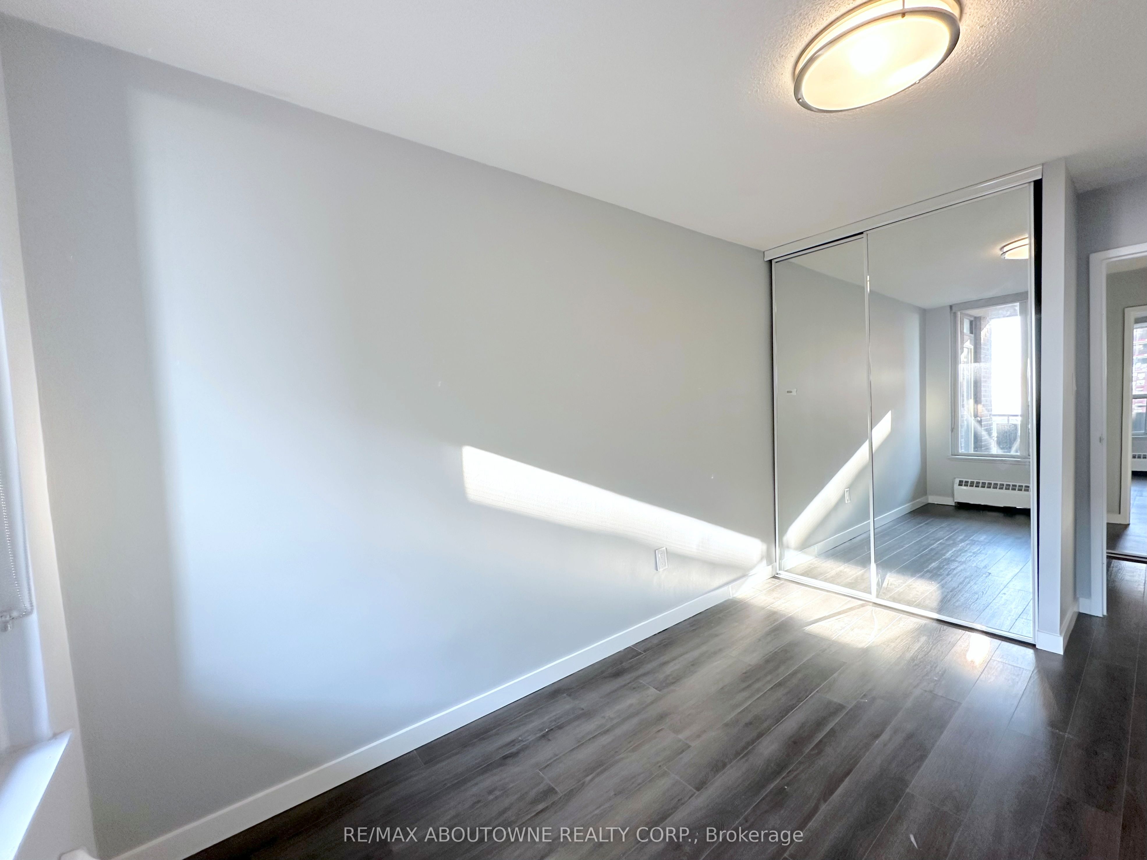 255 Main Street 211 Property Photo 6