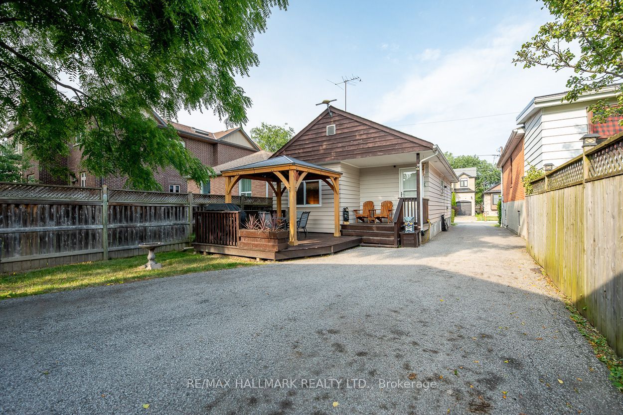 58 Claremore Avenue Property Photo 15