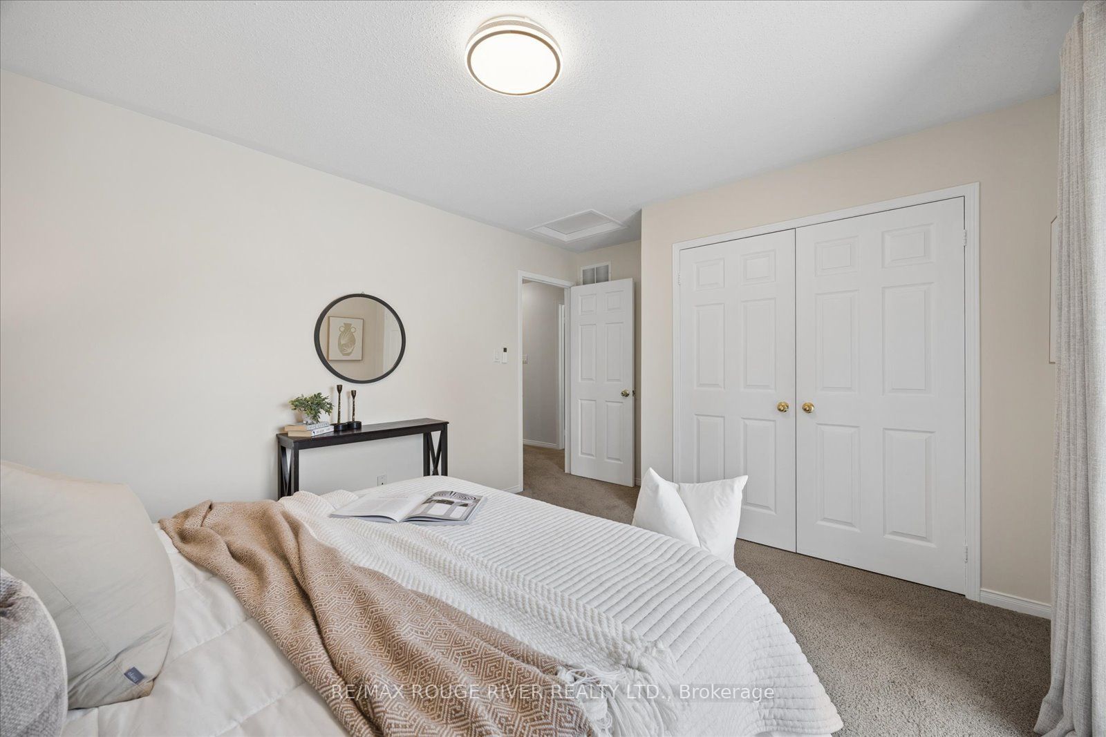 37 Burwell Street Property Photo 16