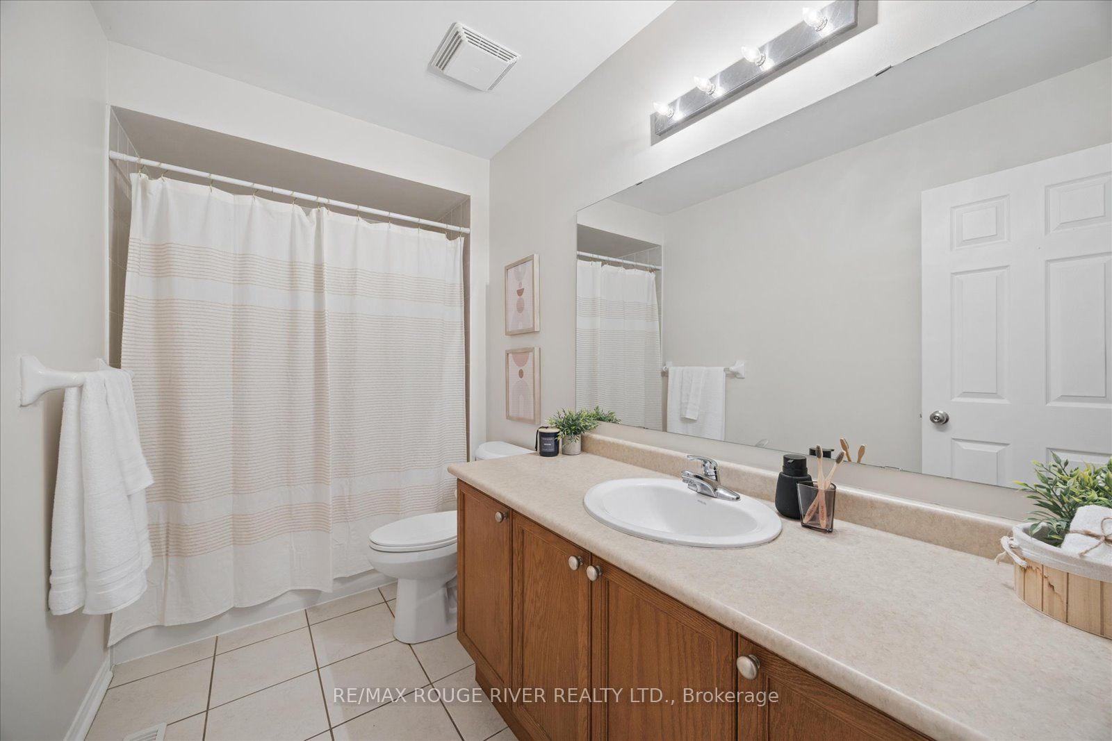 37 Burwell Street Property Photo 19