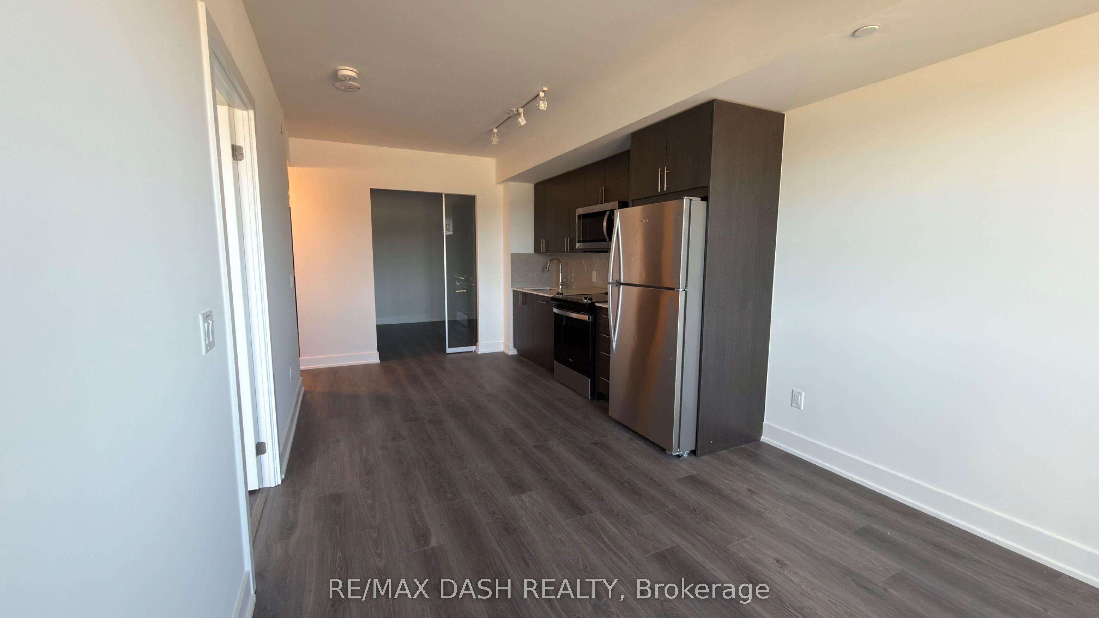 2545 Simcoe Street N 435 Property Photo 16