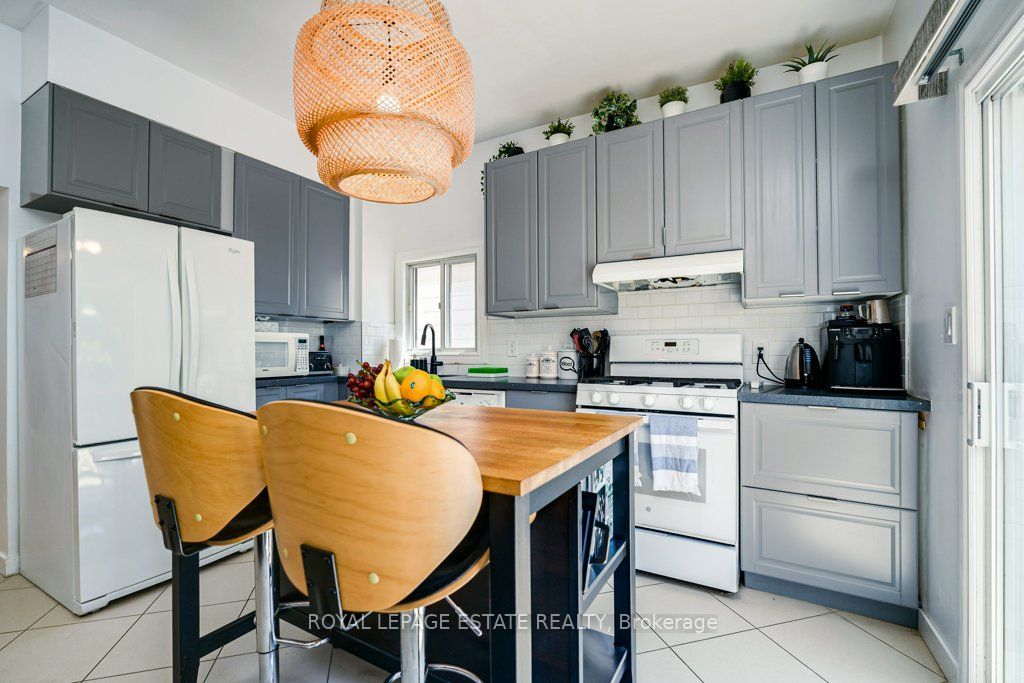 82 August Avenue Property Photo 11