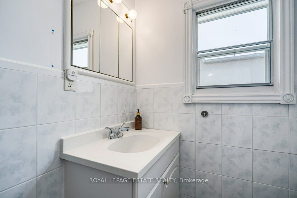82 August Avenue Property Photo 26