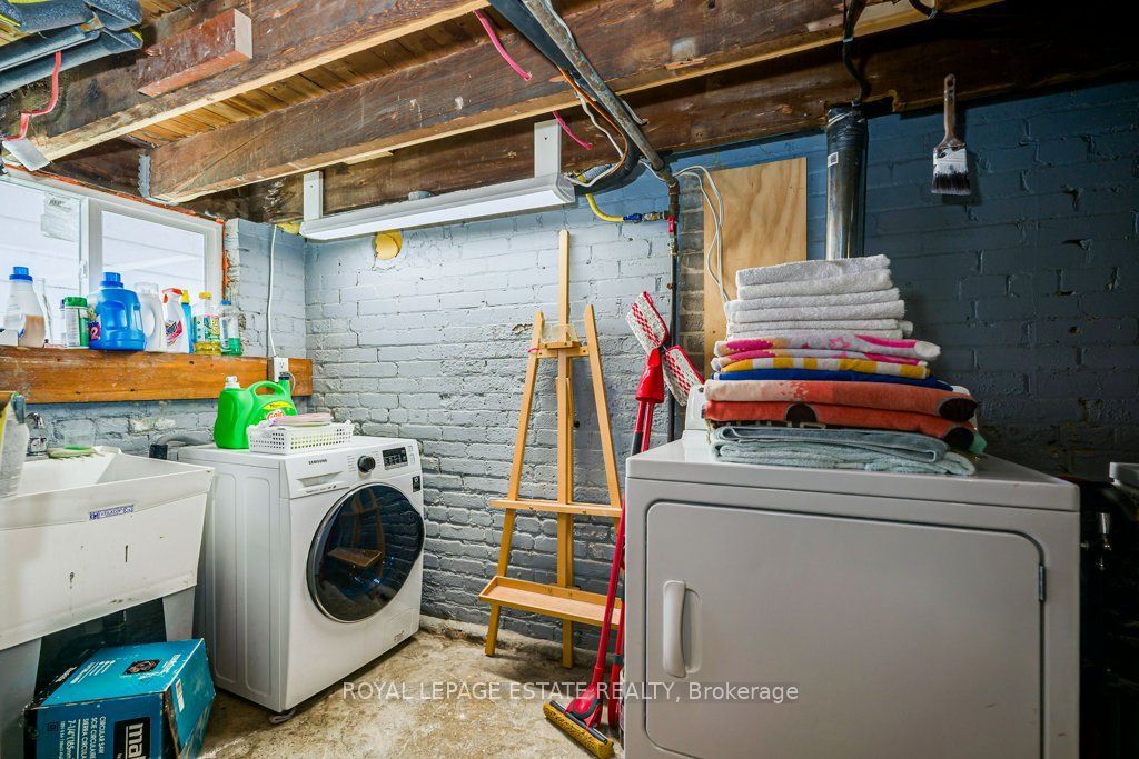 82 August Avenue Property Photo 27