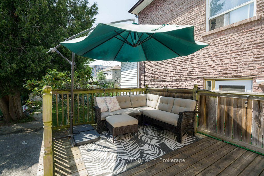 82 August Avenue Property Photo 32