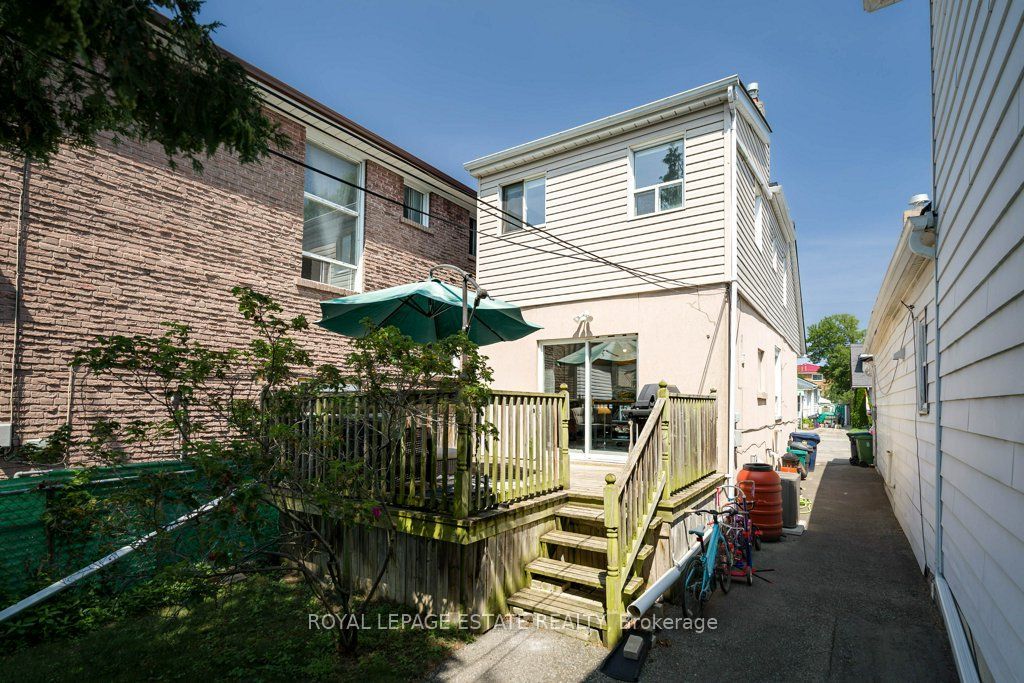 82 August Avenue Property Photo 35