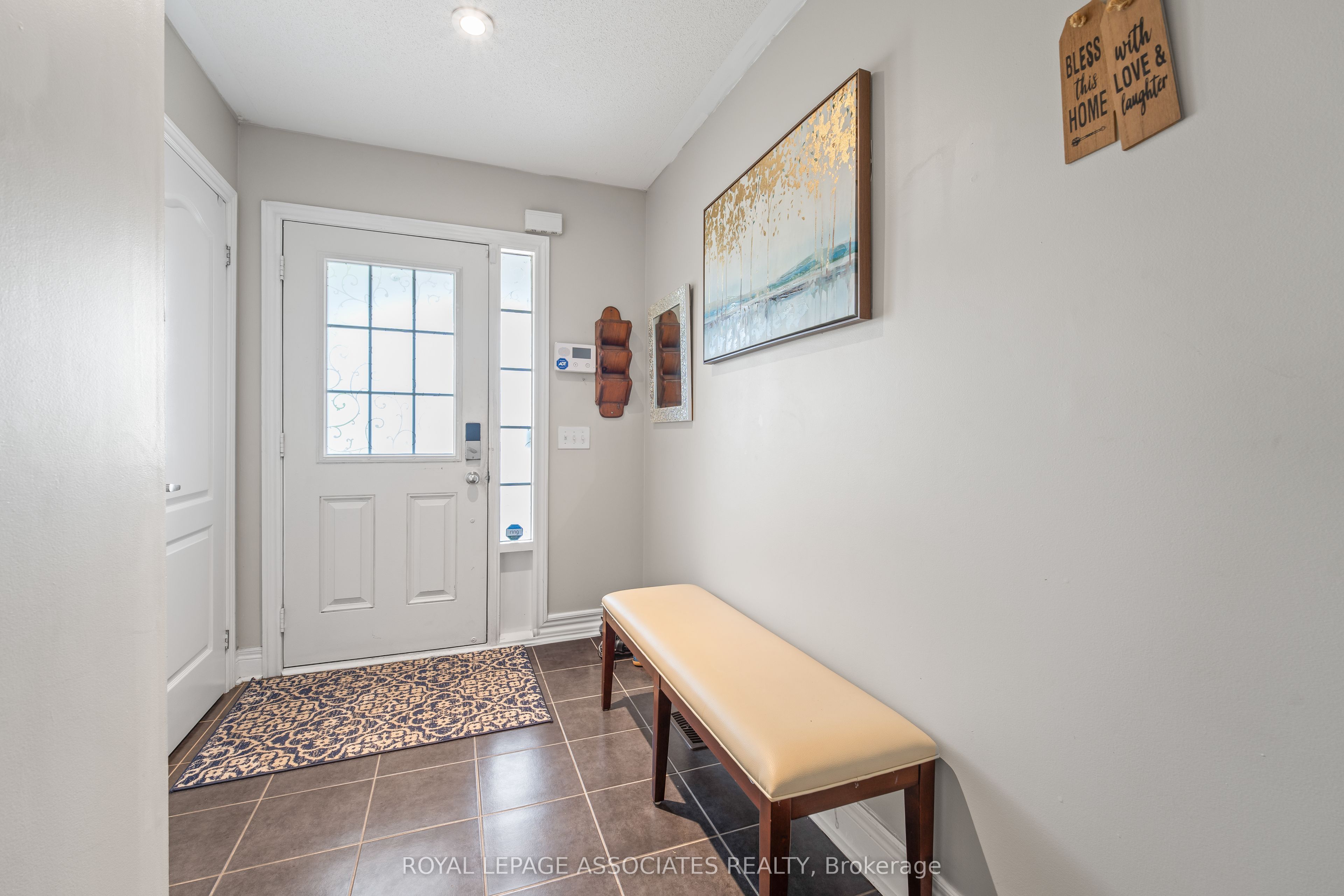 164 Dewell Crescent Property Photo 7