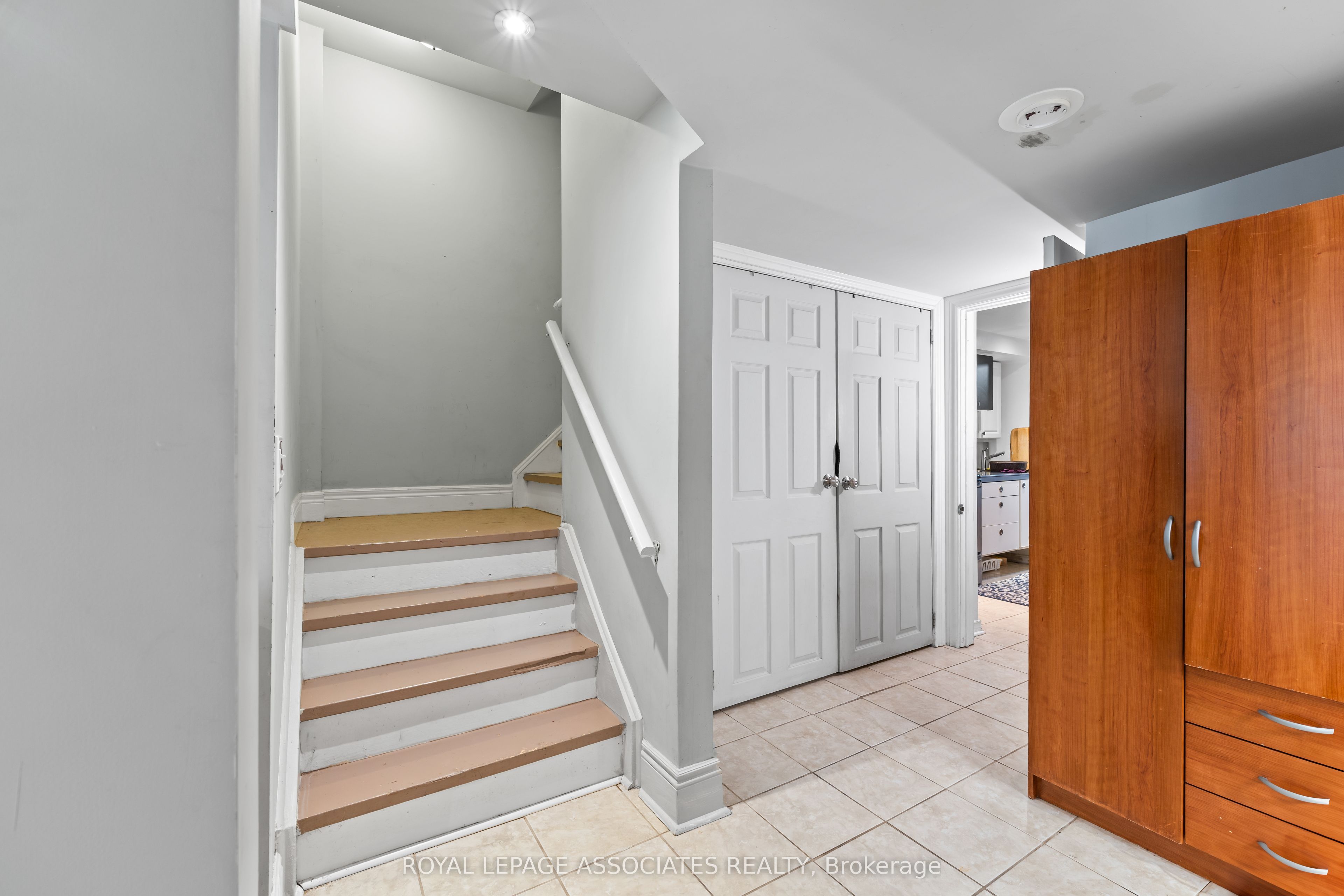 164 Dewell Crescent Property Photo 31