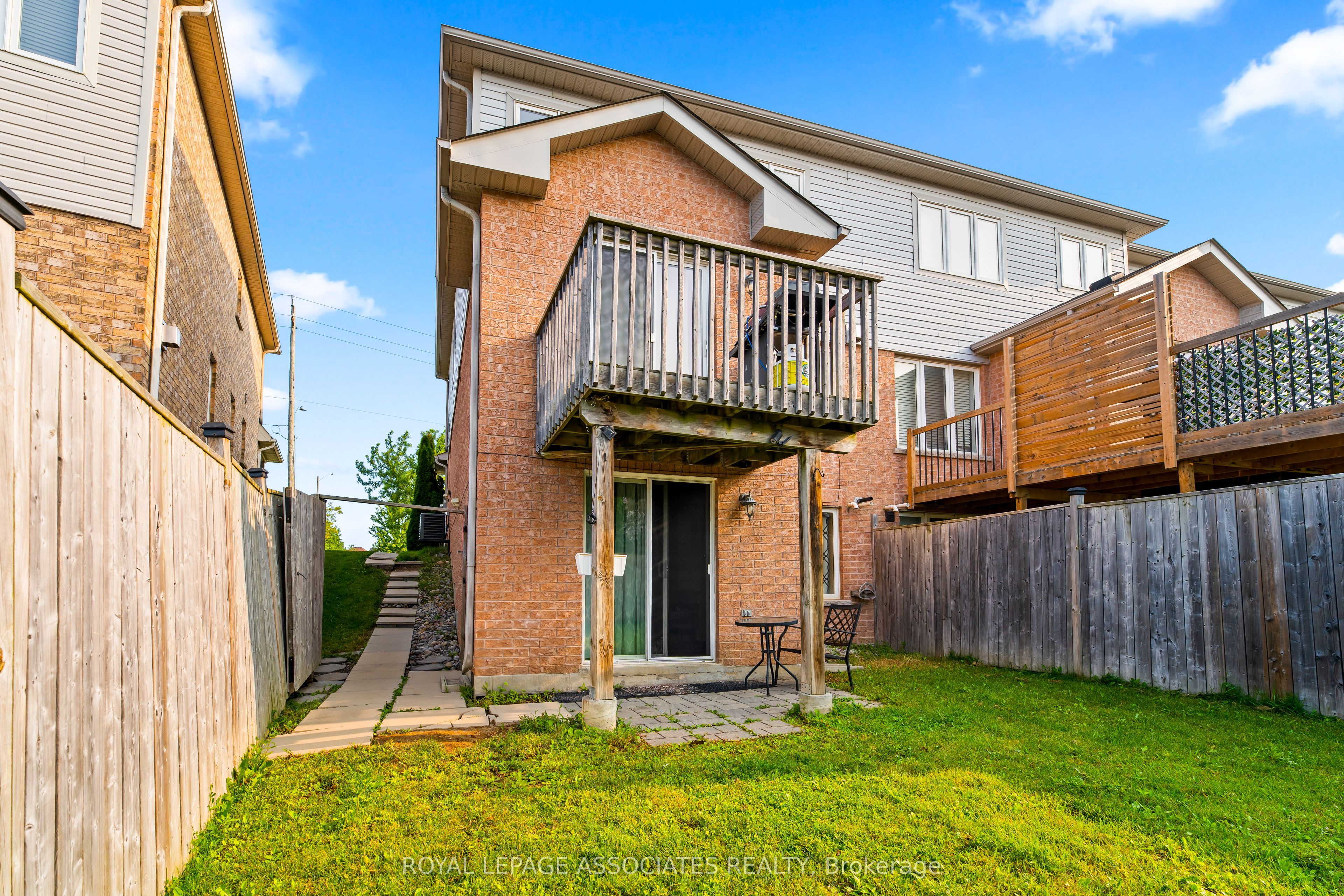 164 Dewell Crescent Property Photo 38